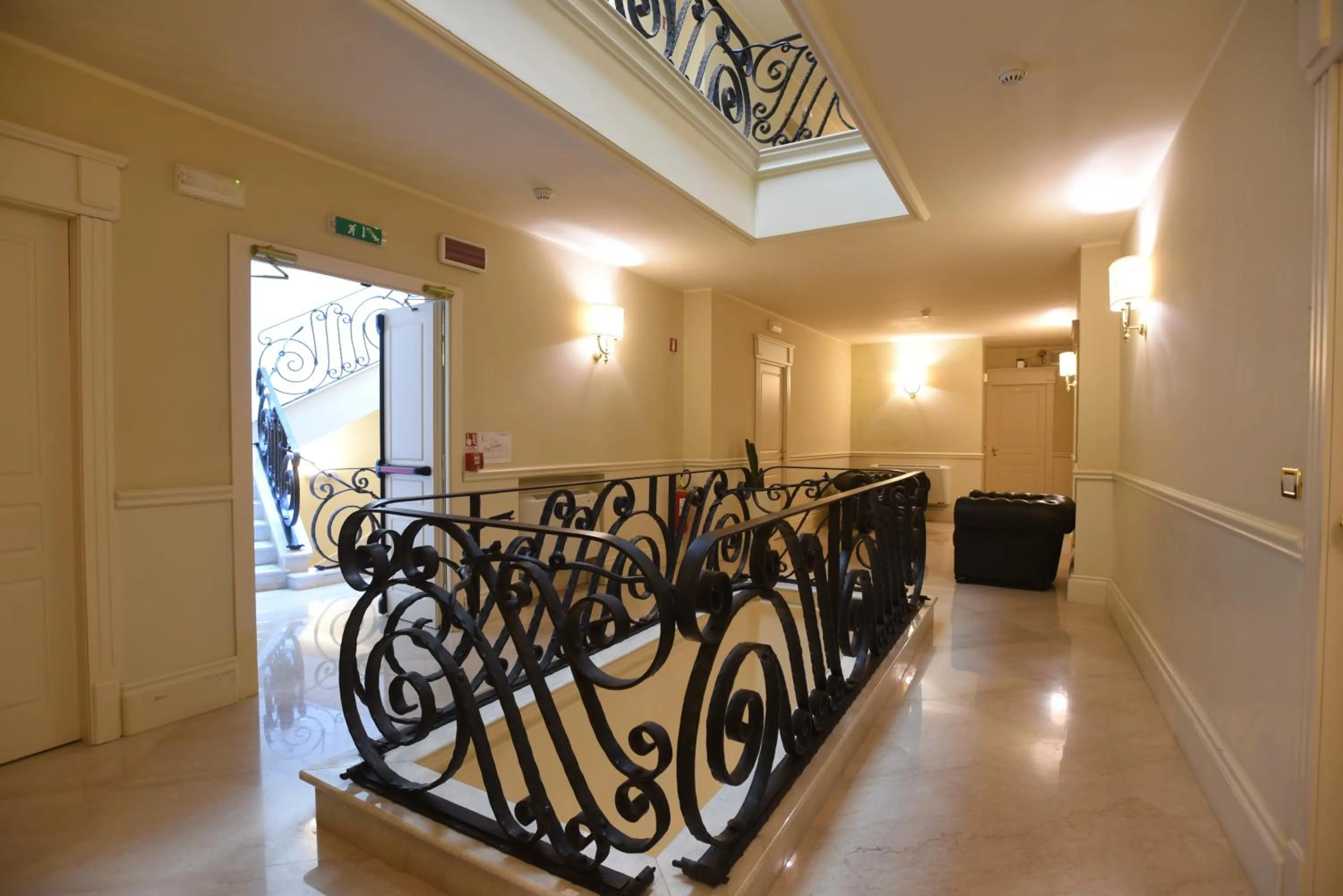 Suite Hotel Santa Chiara