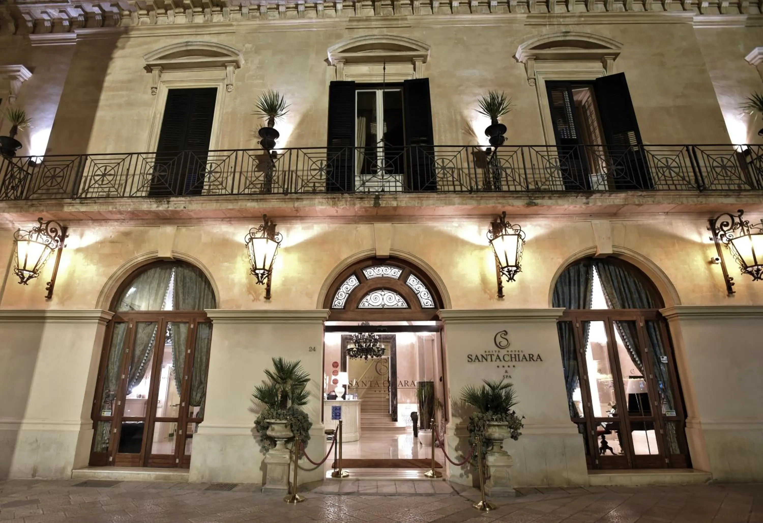 Property building in Suite Hotel Santa Chiara
