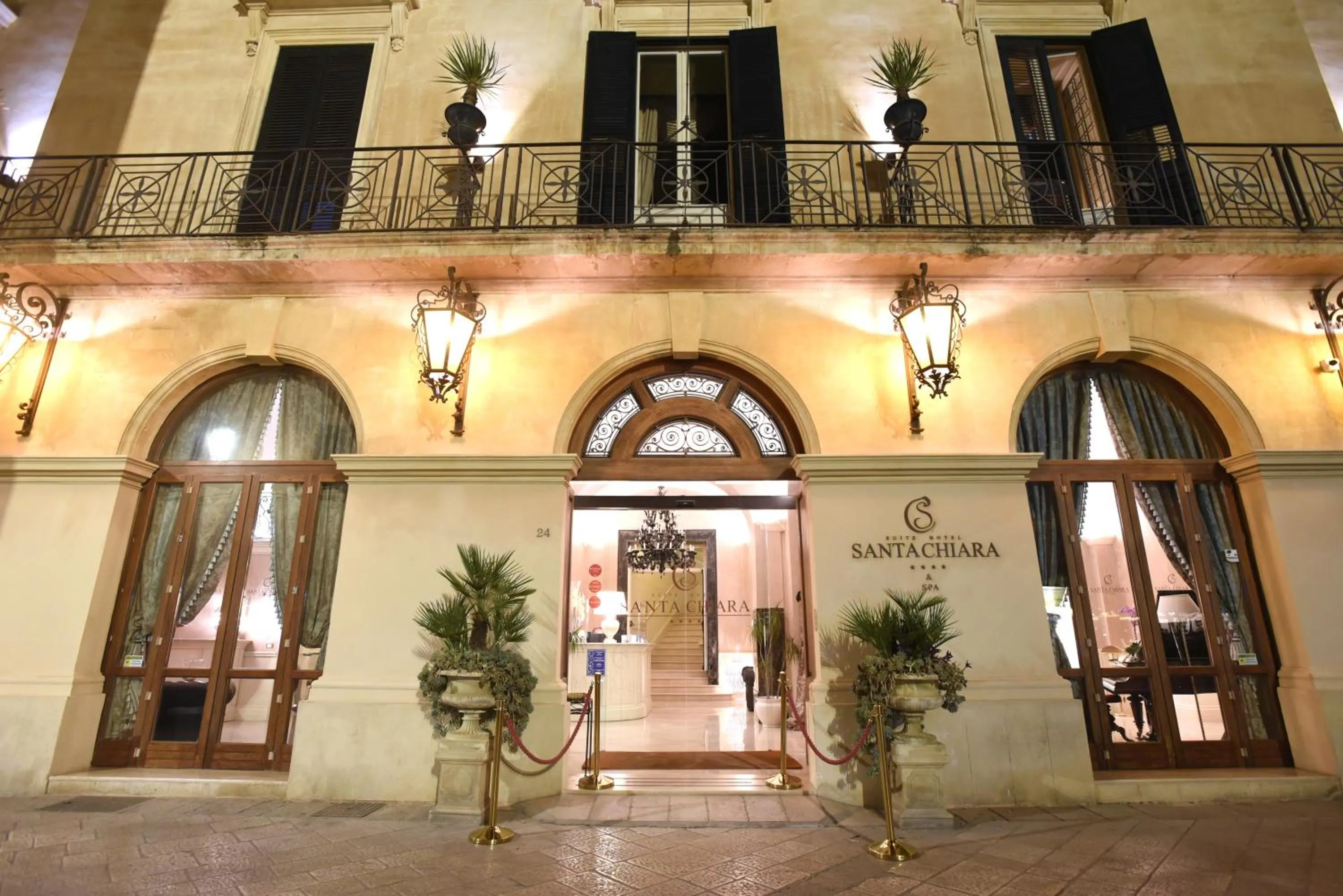 Property building in Suite Hotel Santa Chiara