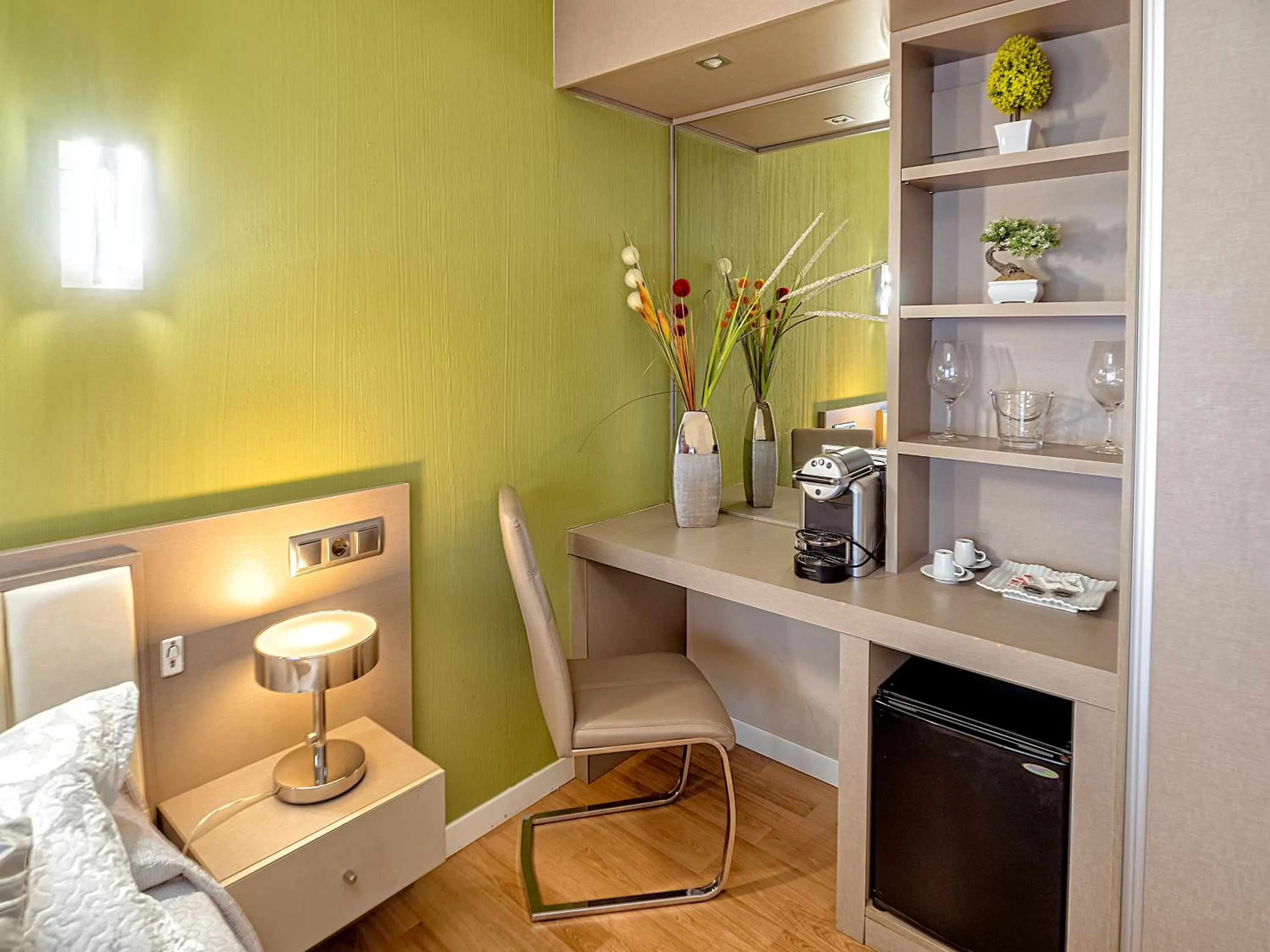 Coffee/tea facilities in Hostal Real Aranjuez