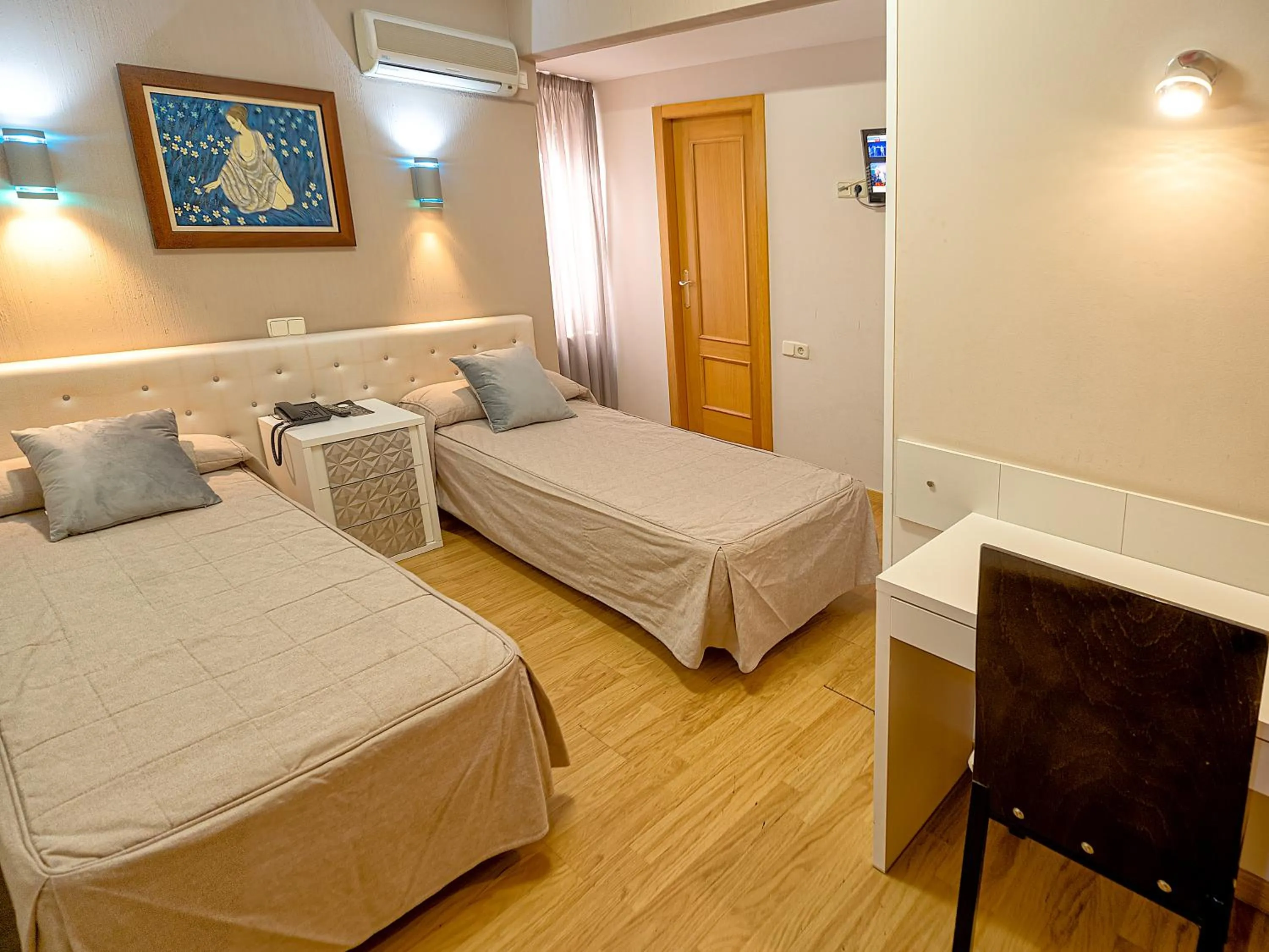 Bed in Hostal Real Aranjuez