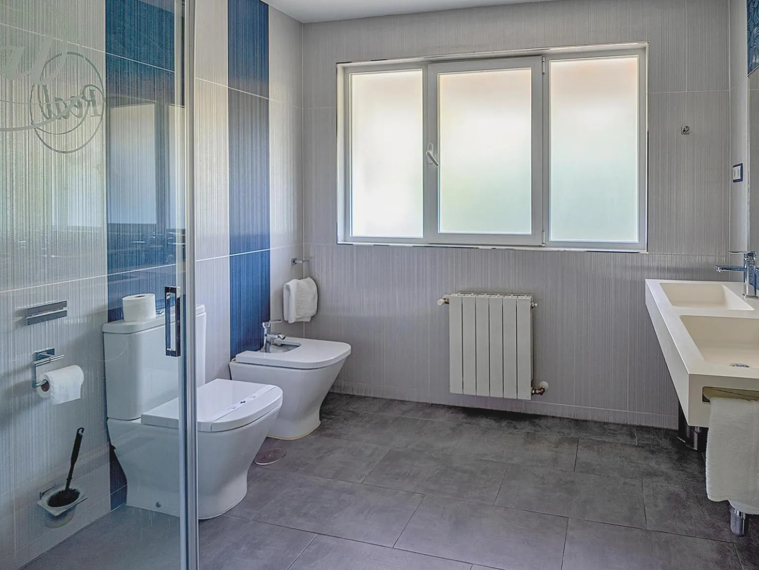 Toilet in Hostal Real Aranjuez