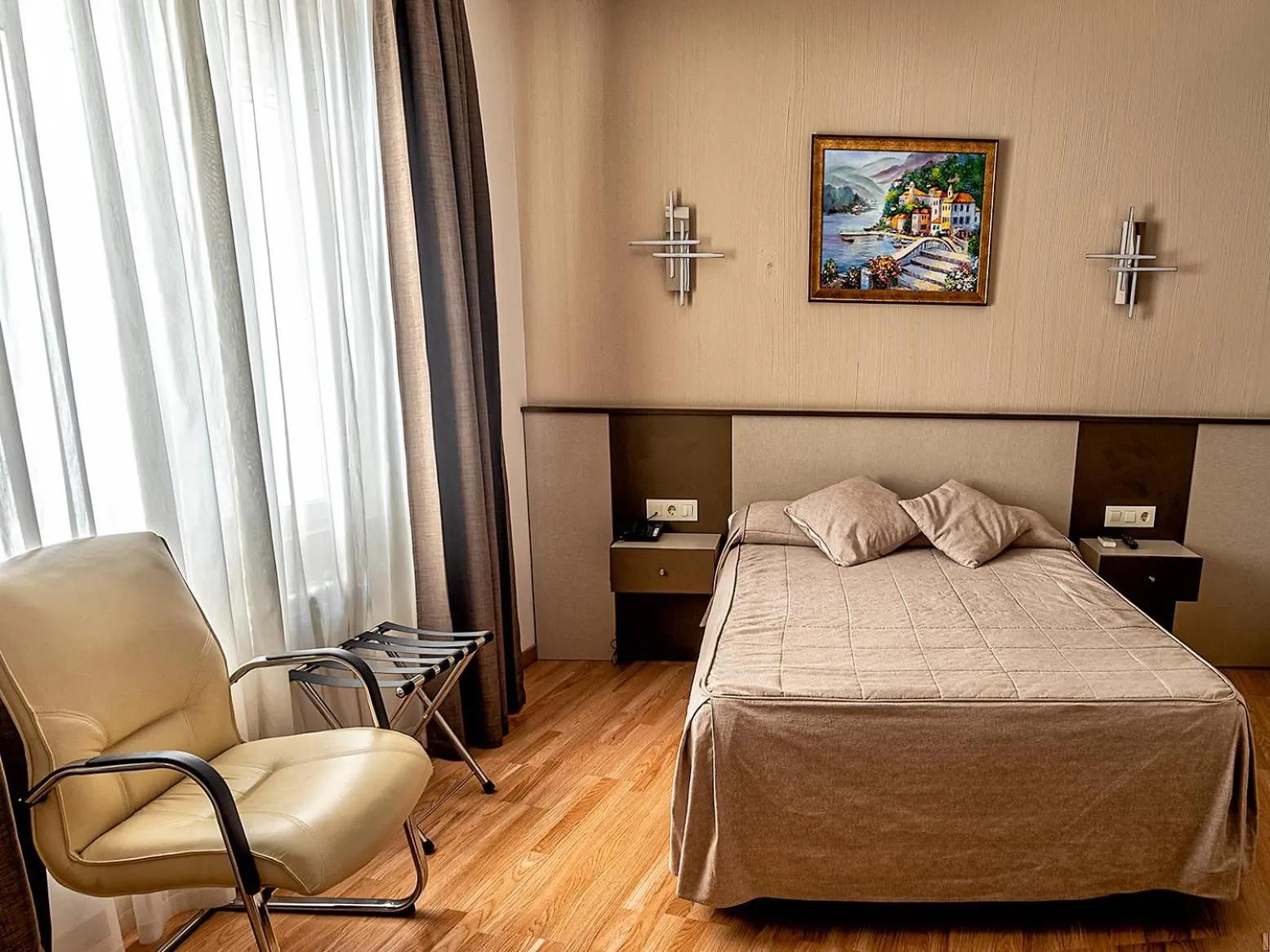 Bed in Hostal Real Aranjuez