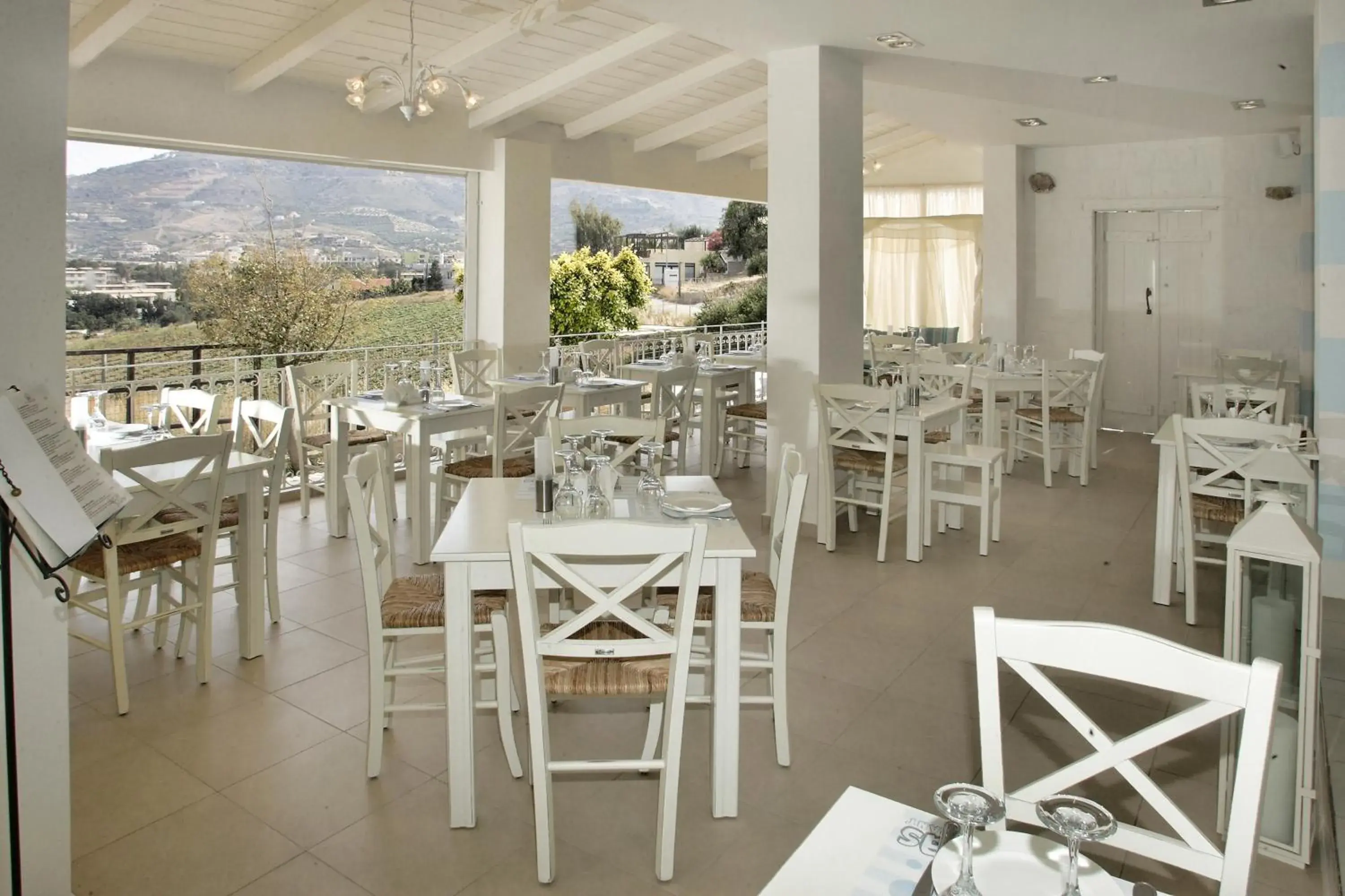 Restaurant/places to eat in Eva Mare Hotel & Suites - Adults only Restaurant/places to eat in Eva Mare Hotel & Suites - Adults only