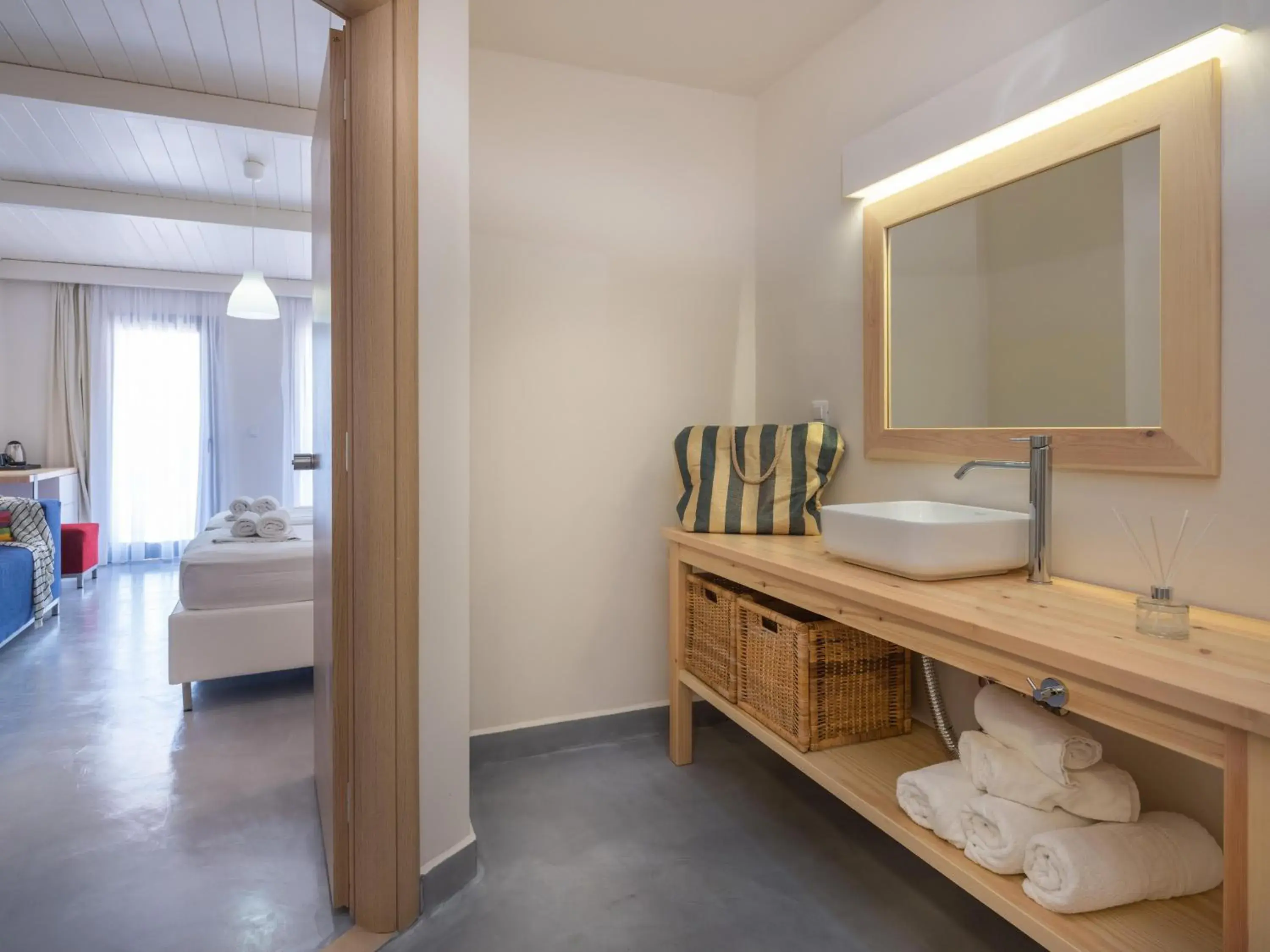 Bathroom, Bed in Eva Mare Hotel & Suites - Adults only Bathroom, Bed in Eva Mare Hotel & Suites - Adults only