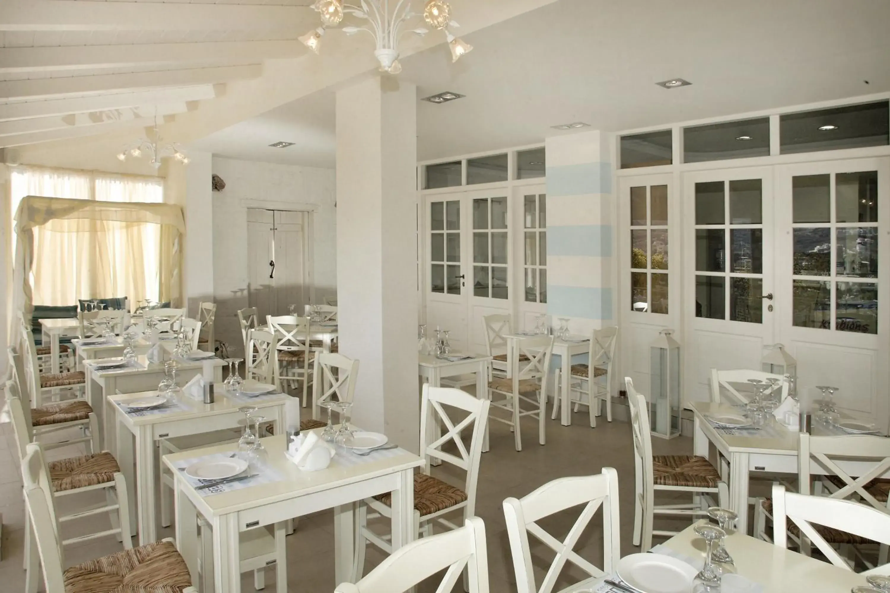 Restaurant/places to eat in Eva Mare Hotel & Suites - Adults only Restaurant/places to eat in Eva Mare Hotel & Suites - Adults only