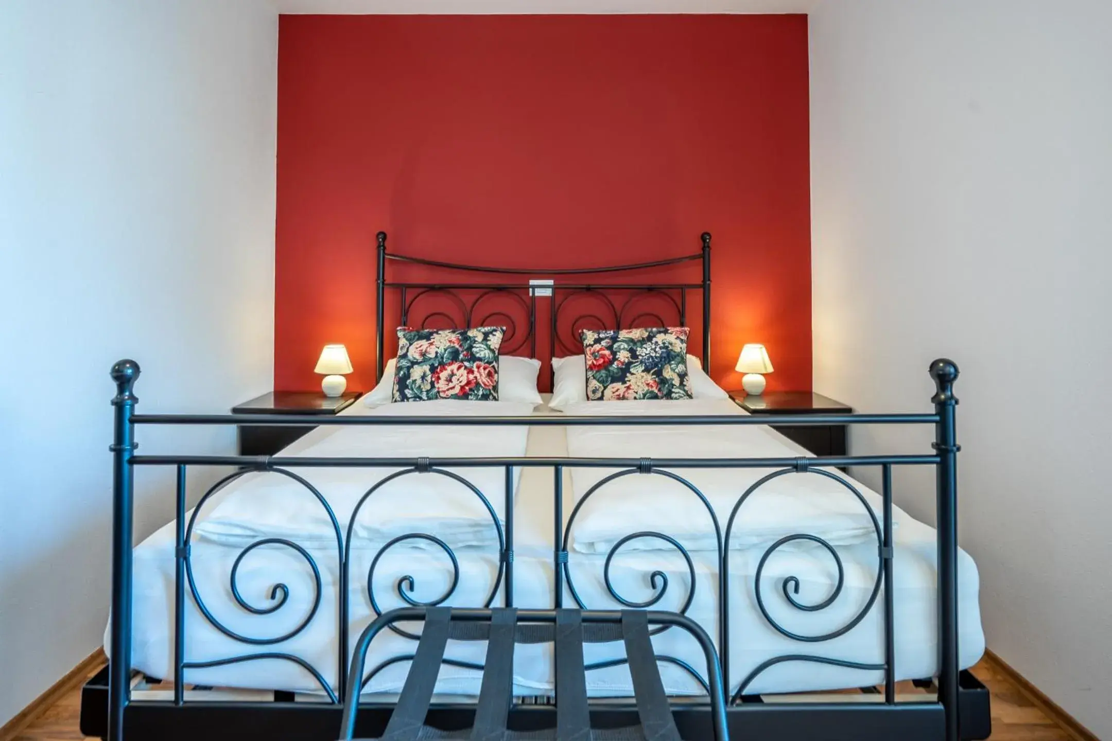 TEMPFER 2 Apartments & Rooms with new WELLNESS TEMPFER 2 Apartments & Rooms with new WELLNESS