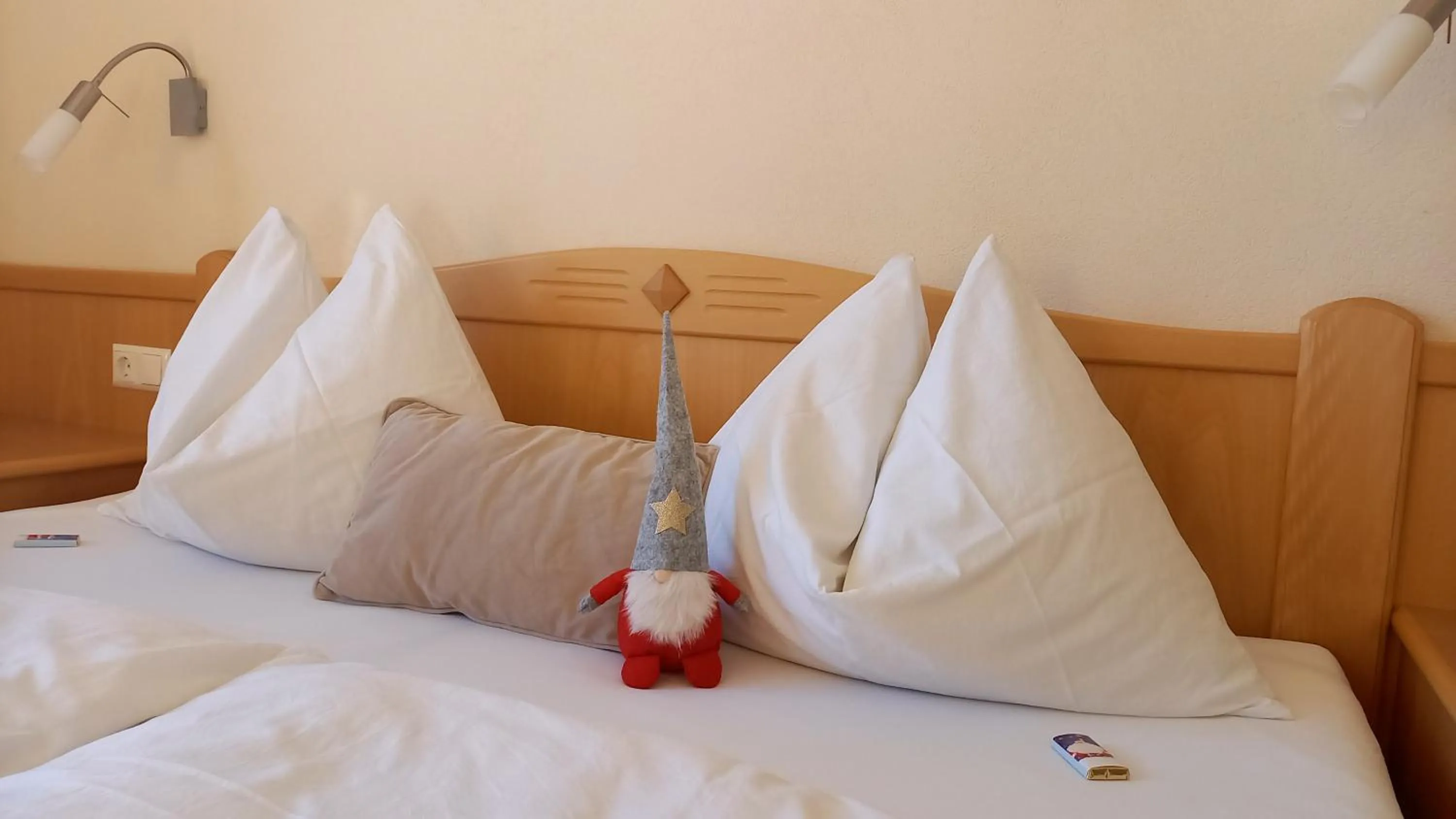 Bed in Pension Felsenheim