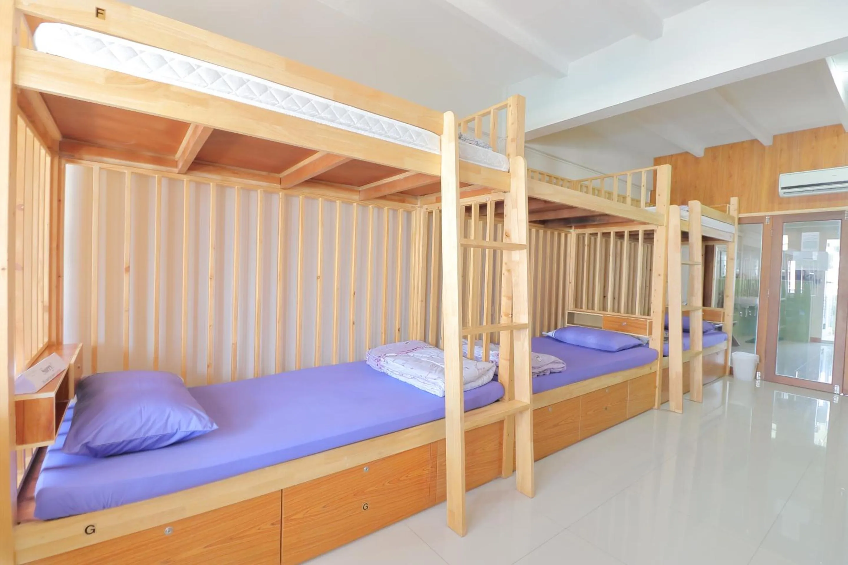 bunk bed, Bed in Saen Sabai Hostel