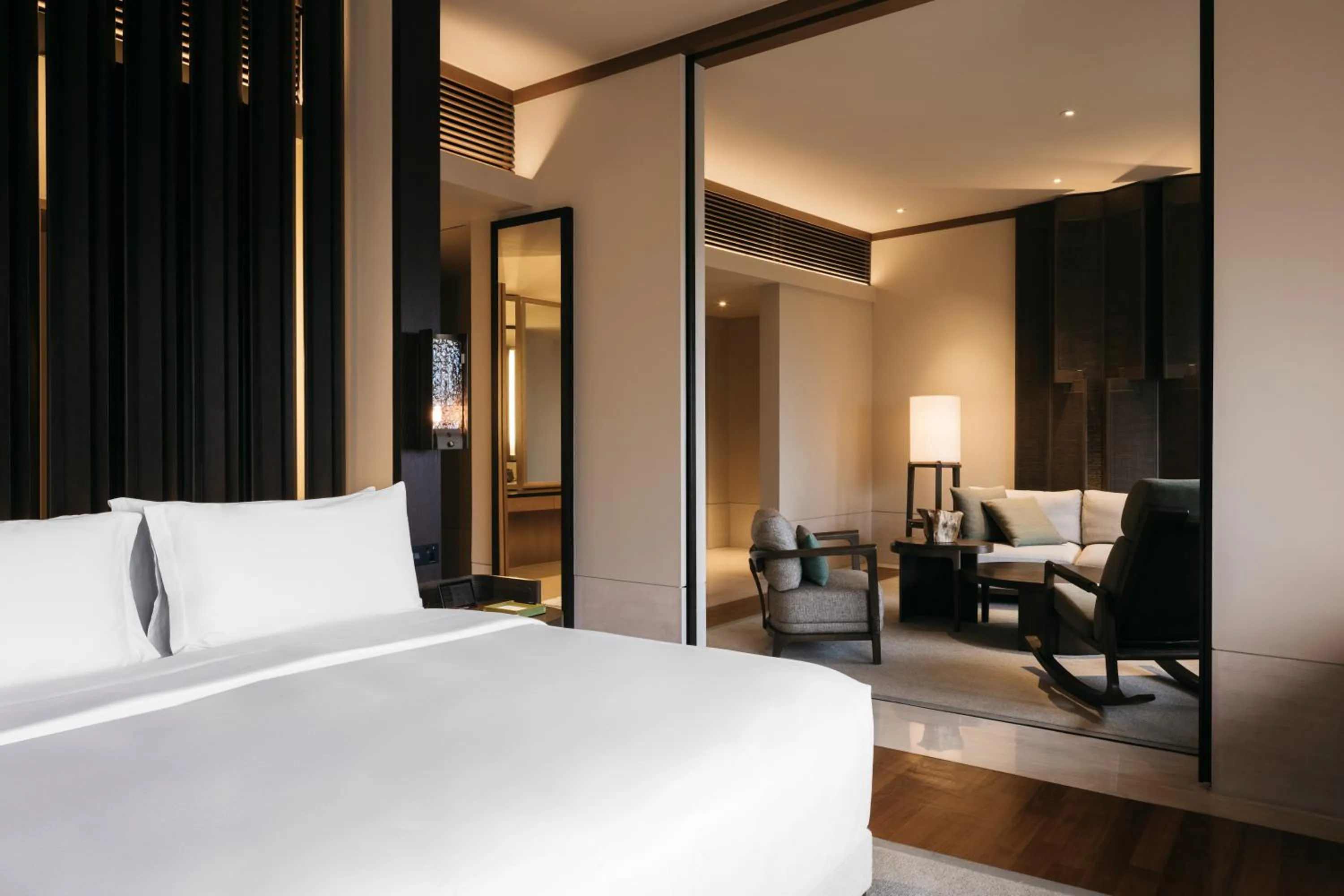 Bedroom, Bed in Capella Singapore