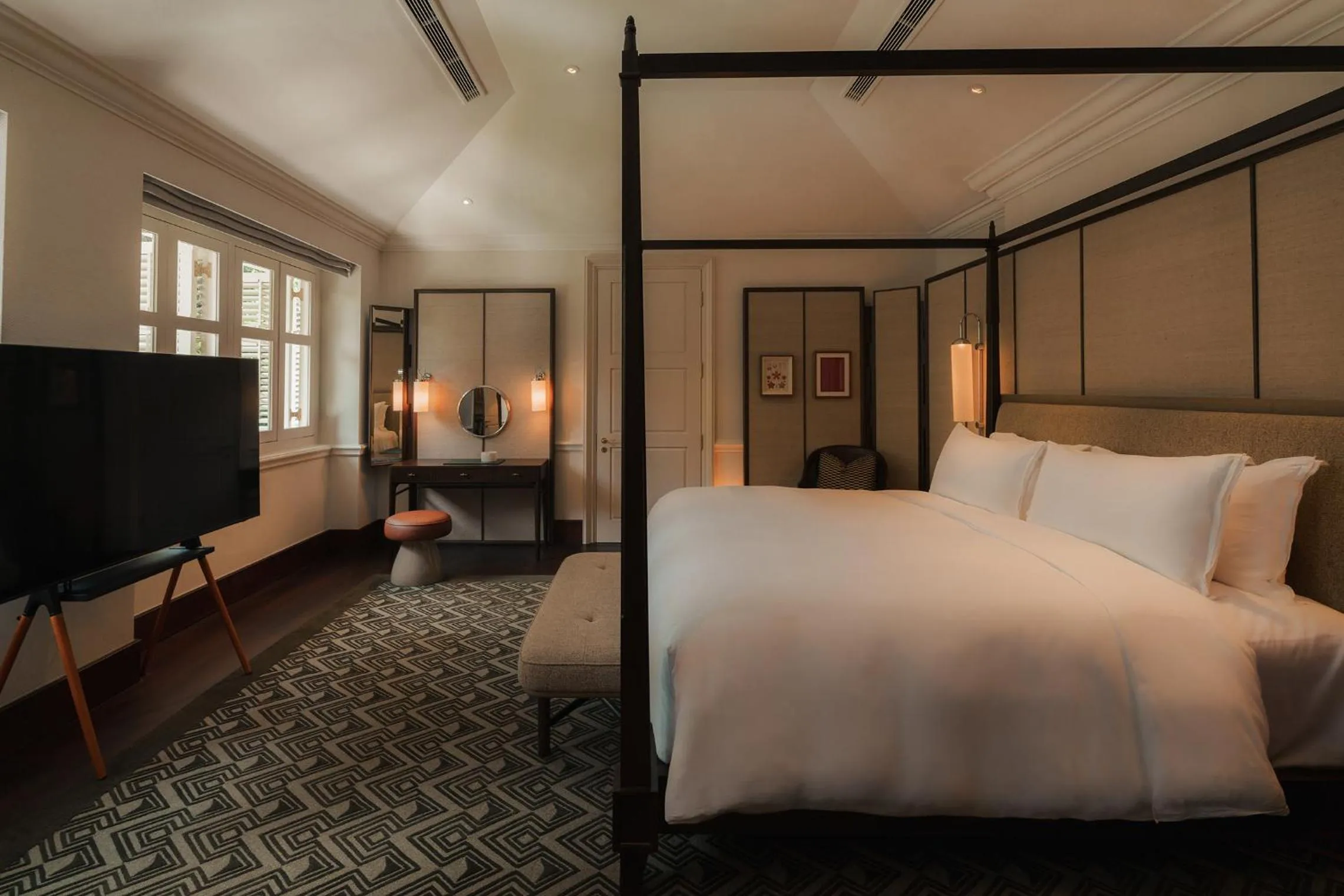 Bed in Capella Singapore