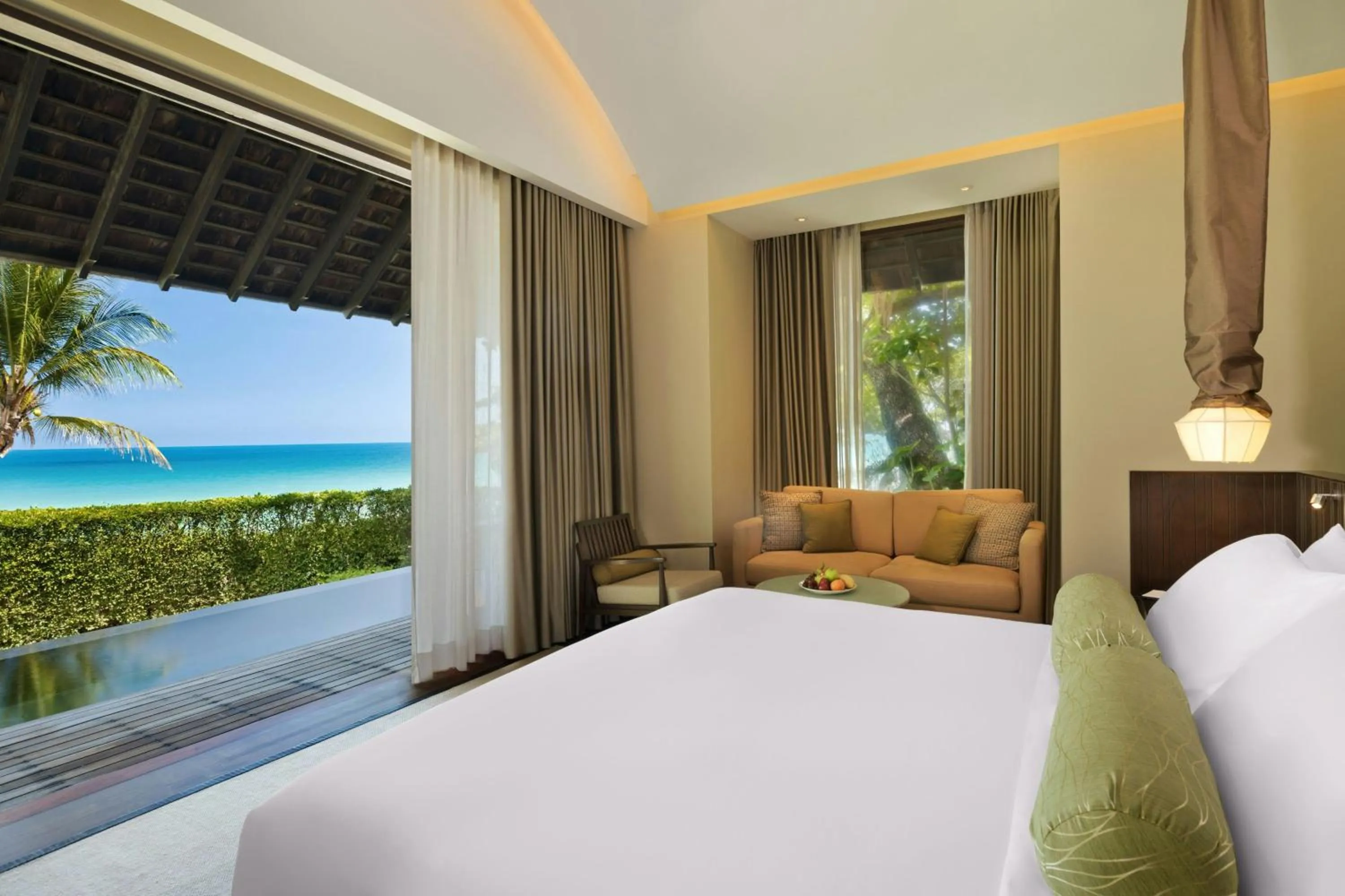 Beach, Bed in Vana Belle, A Luxury Collection Resort, Koh Samui