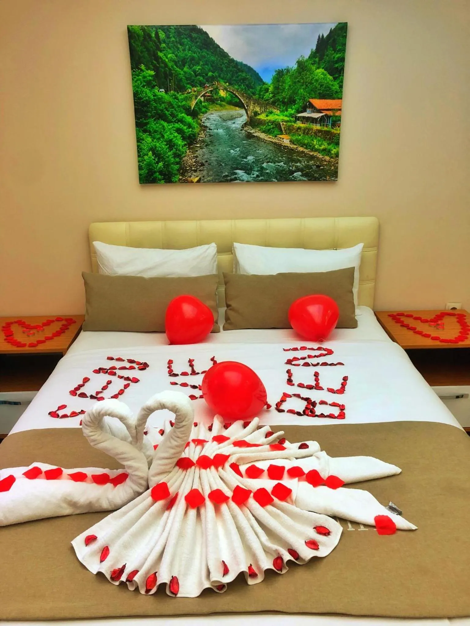 Bed in Osmanlı Suite