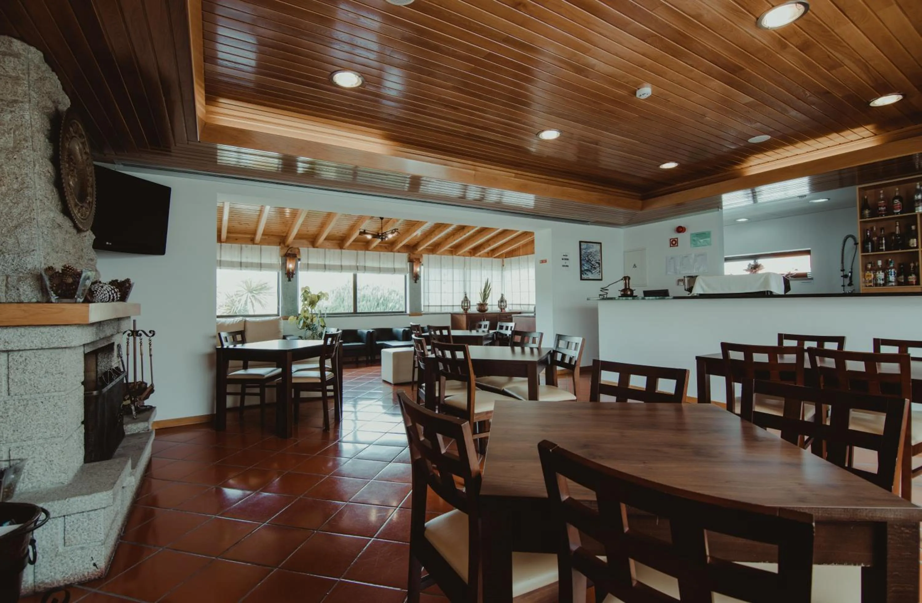 Lounge or bar in Hotel Senhora do Espinheiro