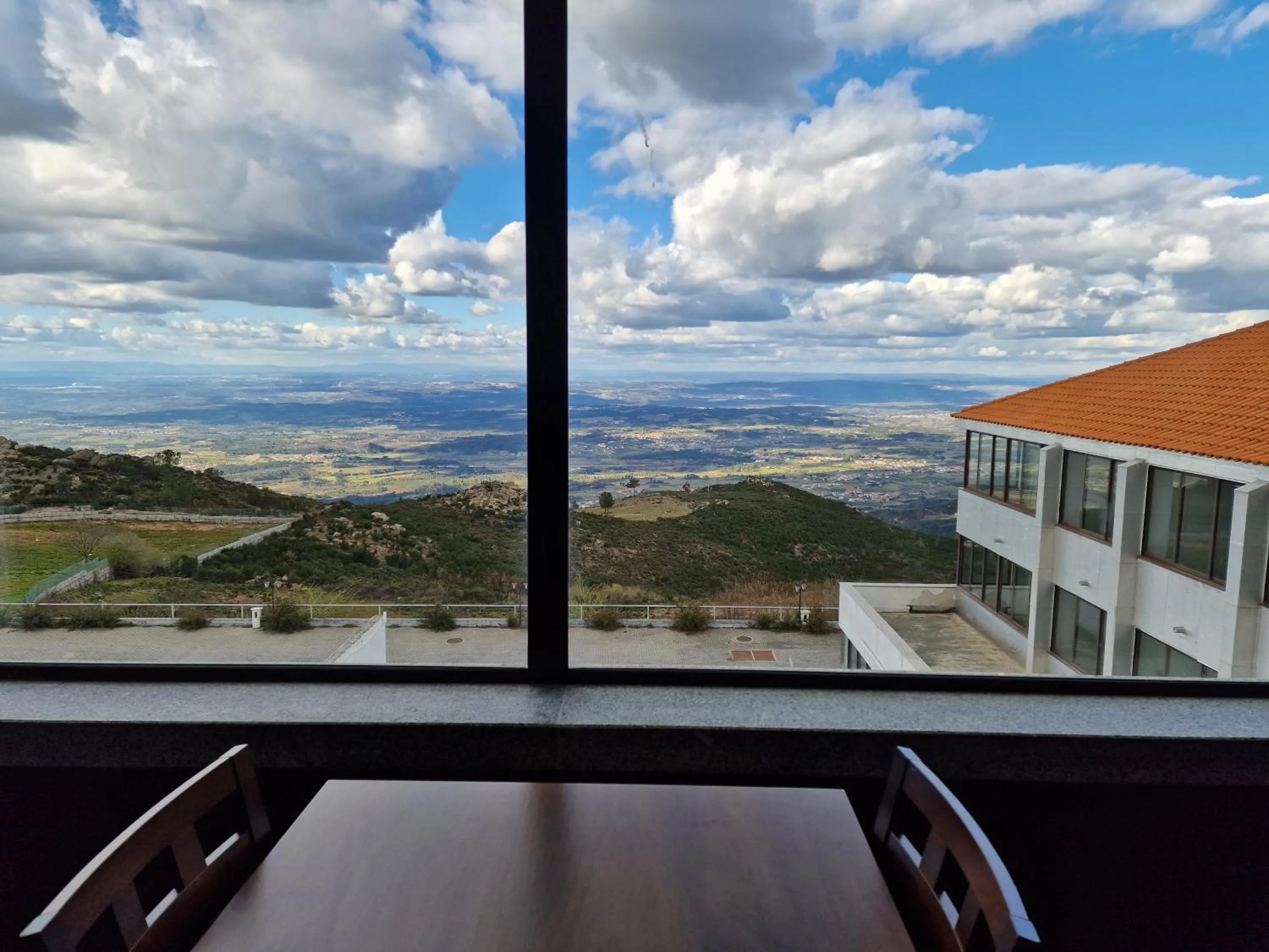 Restaurant/places to eat in Hotel Senhora do Espinheiro