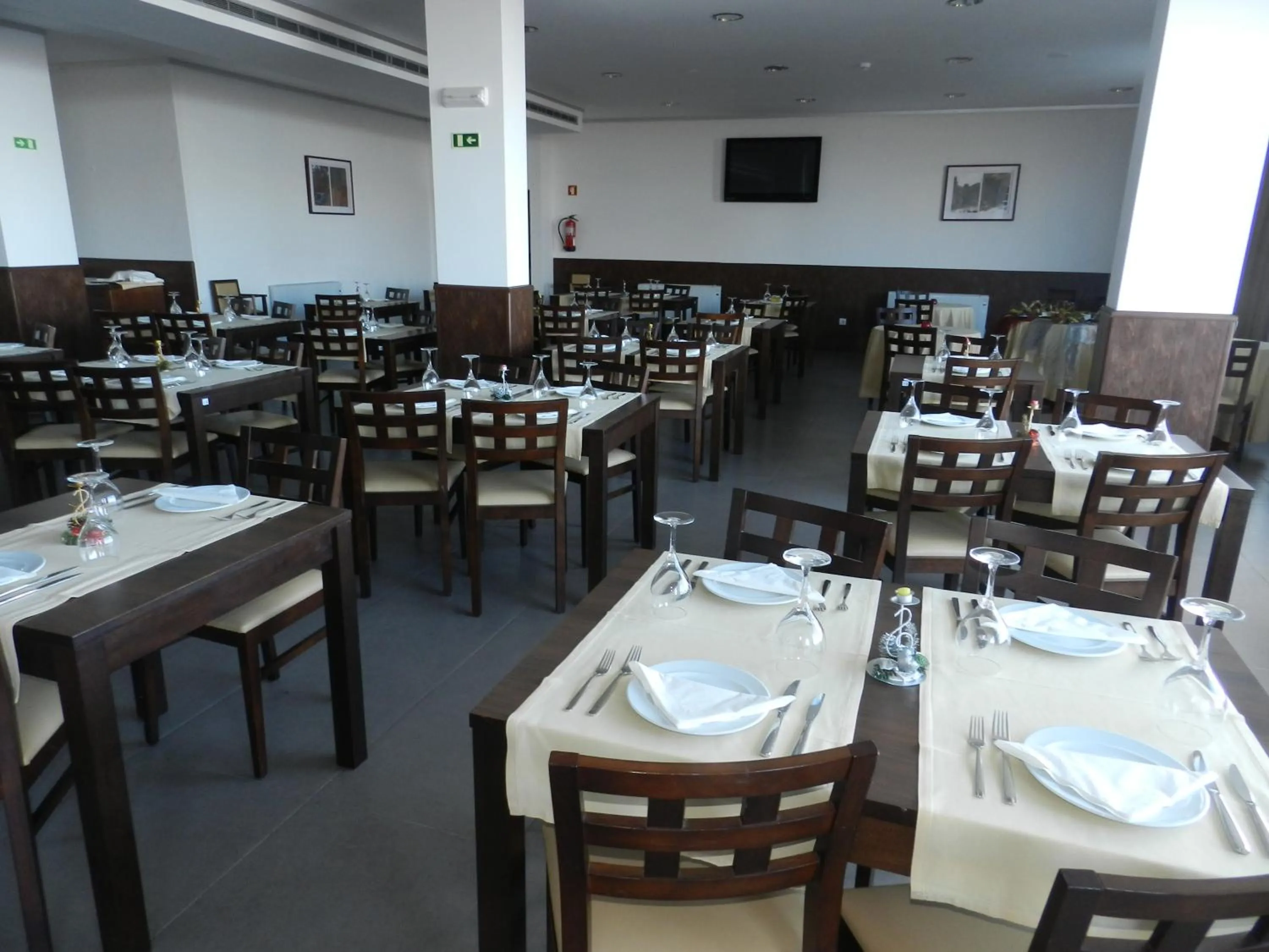 Restaurant/places to eat in Hotel Senhora do Espinheiro