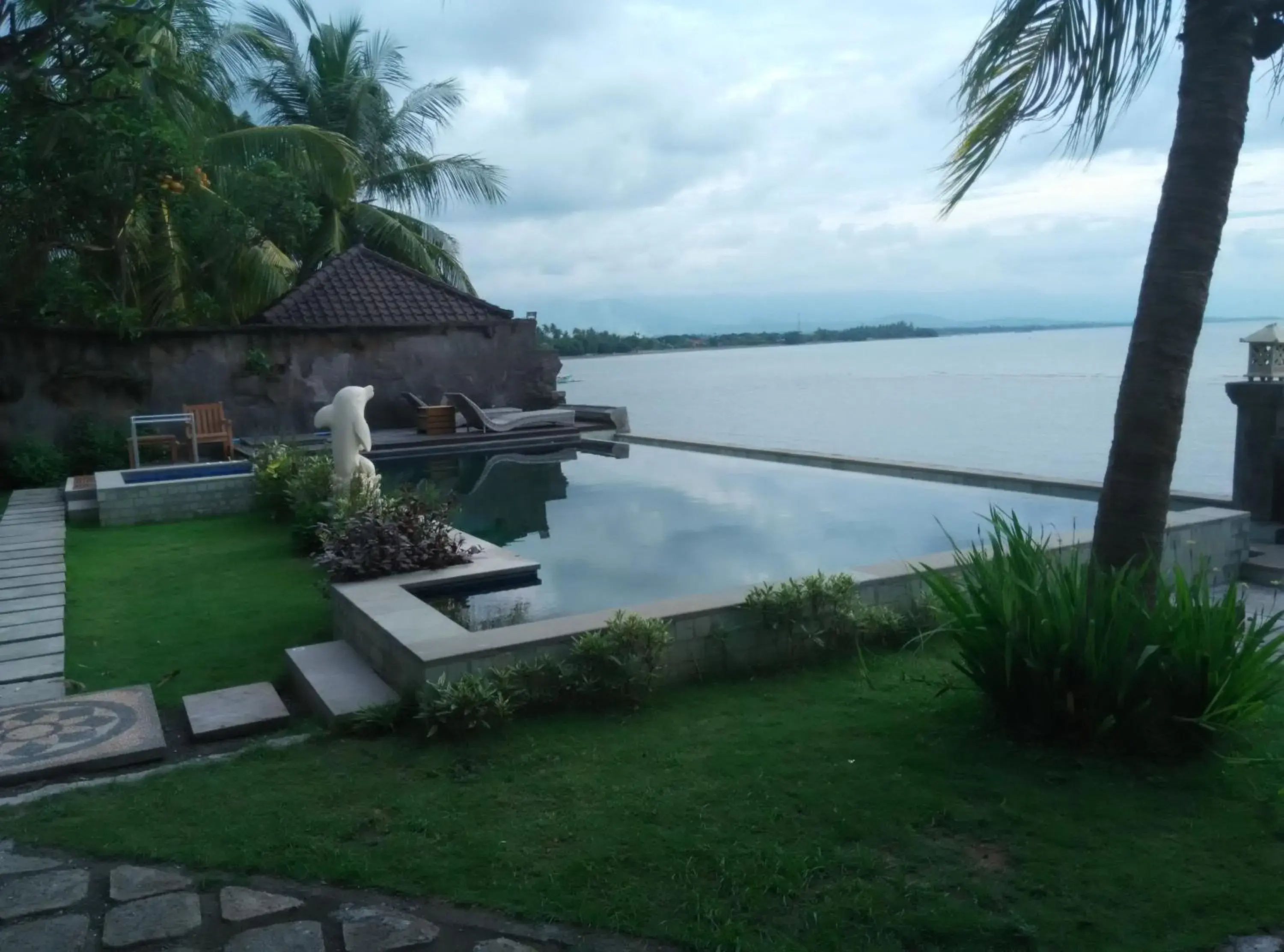 Photo of the whole room in Wahyu Dana Hotel Photo of the whole room in Wahyu Dana Hotel