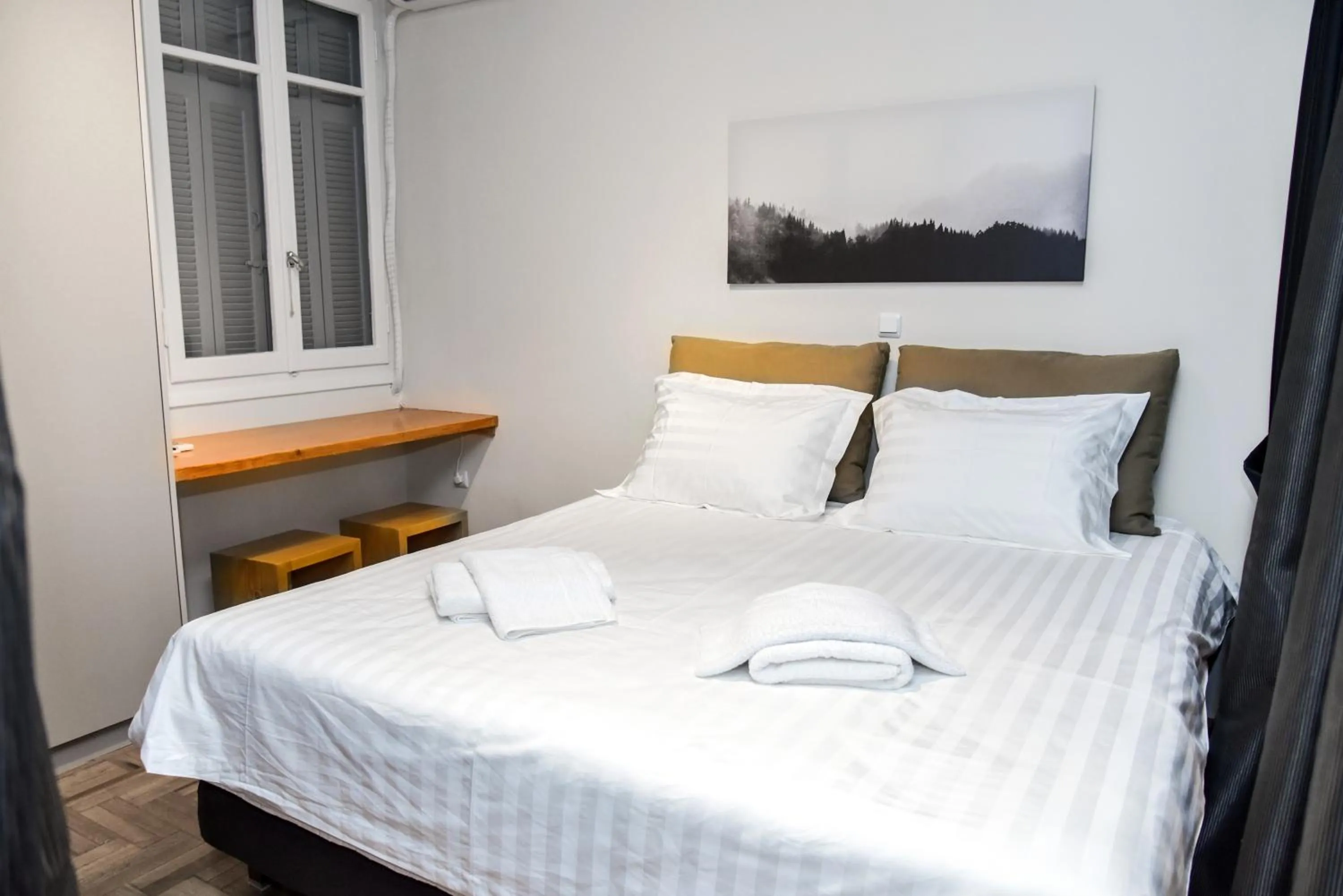 Bed in Central apartment at Echarxia 2 beds for 5 pers by MPS