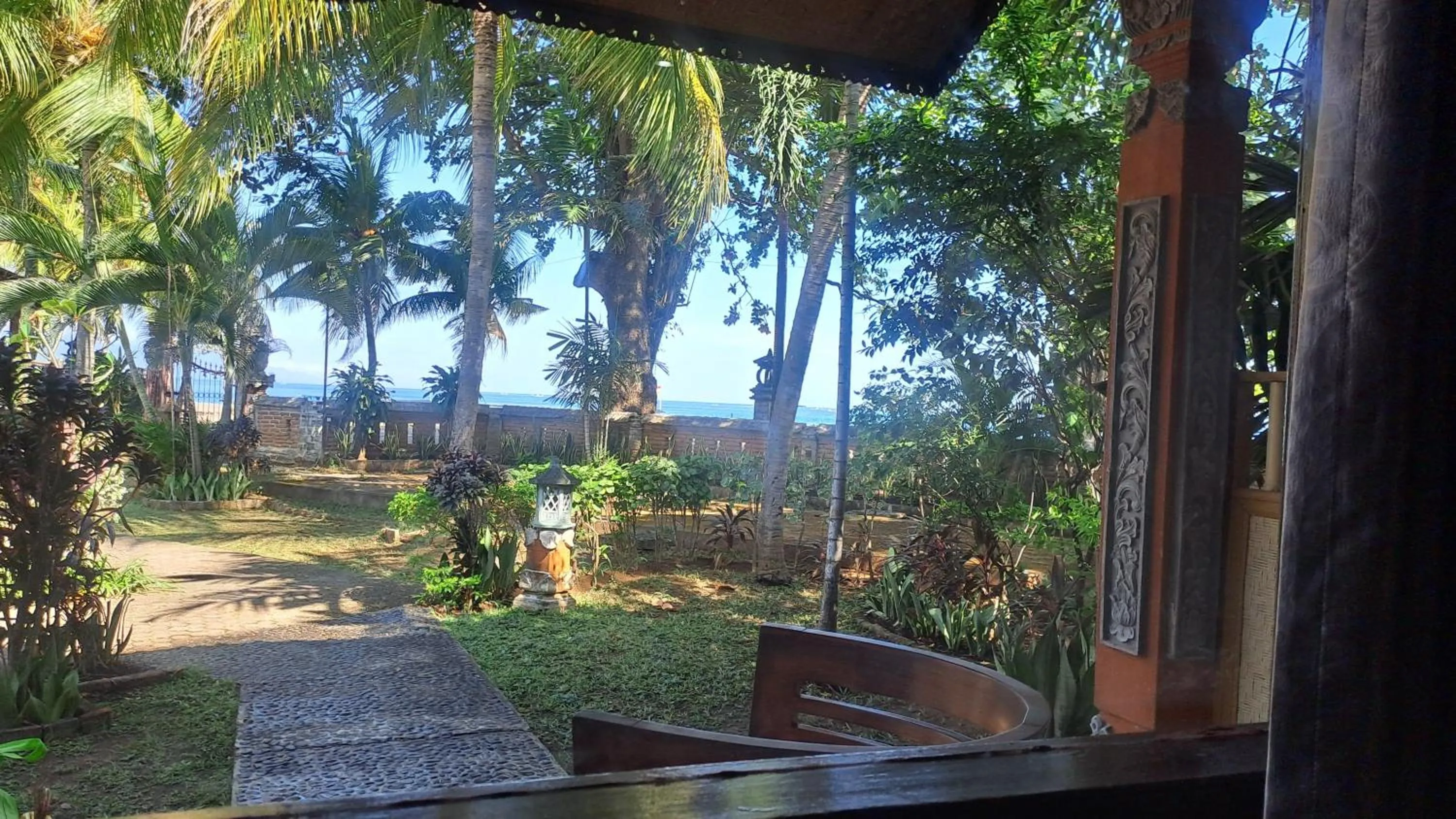 Day in Lovina Beach Hotel