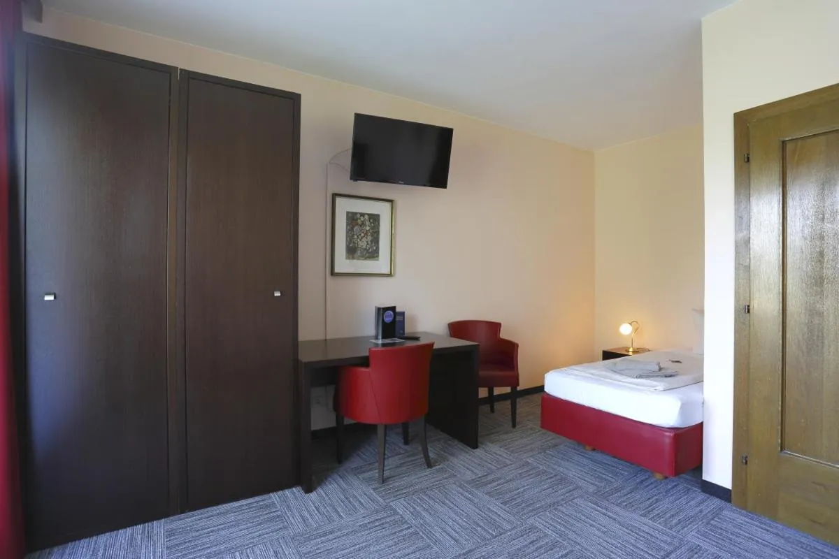 TV and multimedia, Bed in Alpen.Adria.Stadthotel