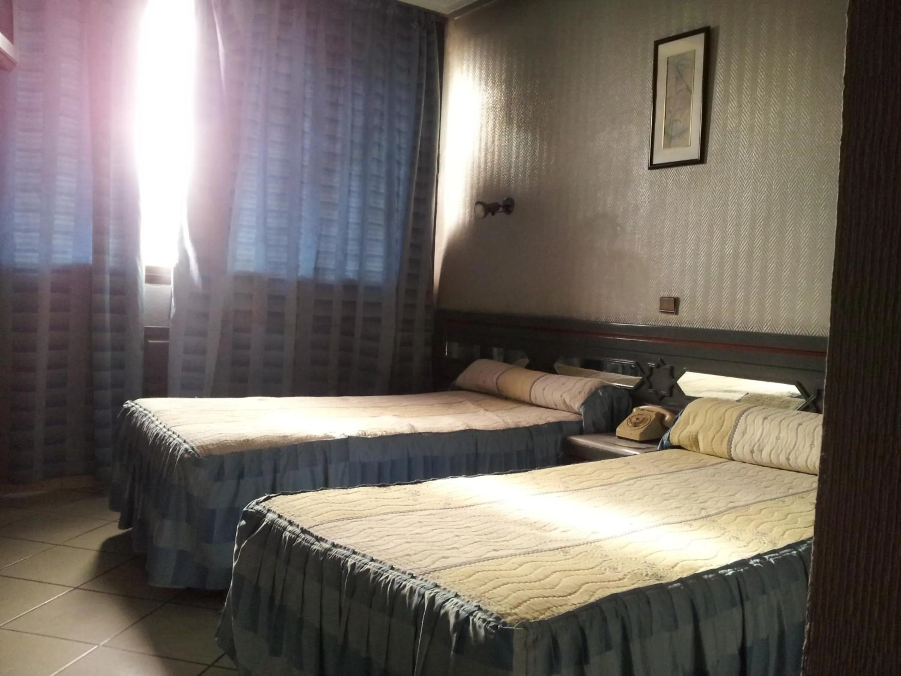 Photo of the whole room, Bed in Hotel La Giralda