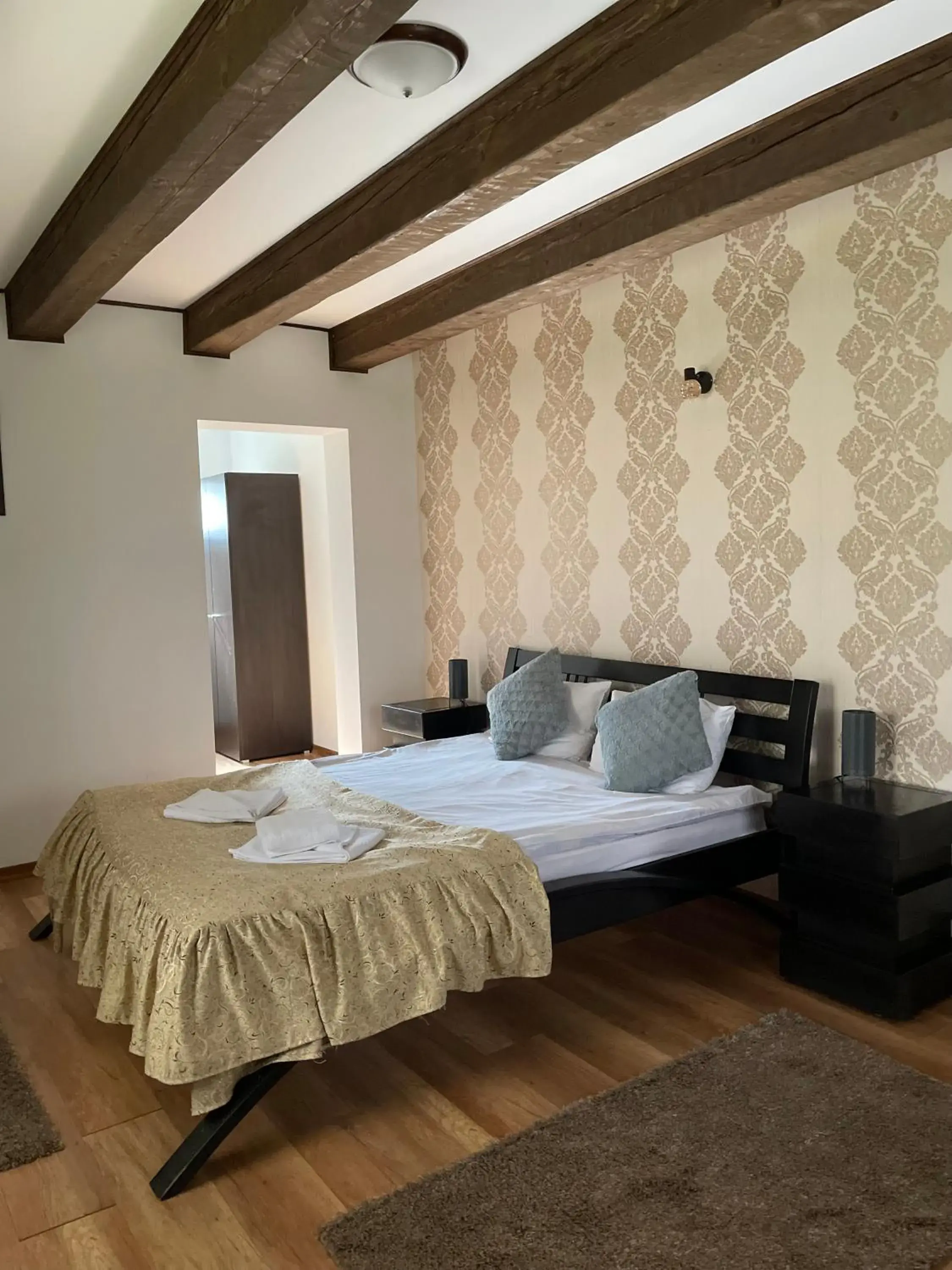 Double Room with Mountain View in Valea Salbatica Double Room with Mountain View in Valea Salbatica