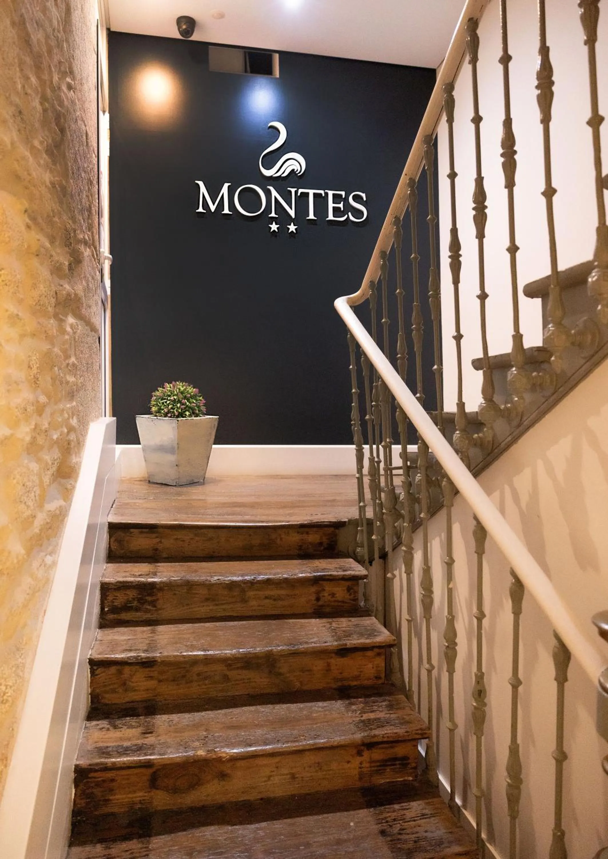 Lobby or reception in Hotel Montes