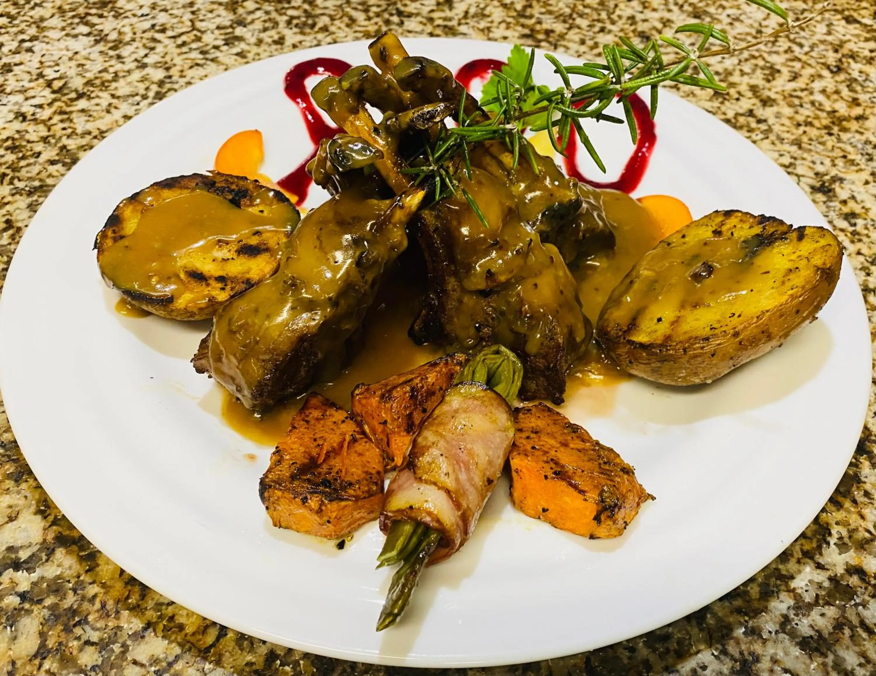 Restaurant/places to eat in Alfatima