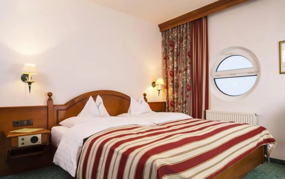 Bed in Alpenhotel St.Christoph