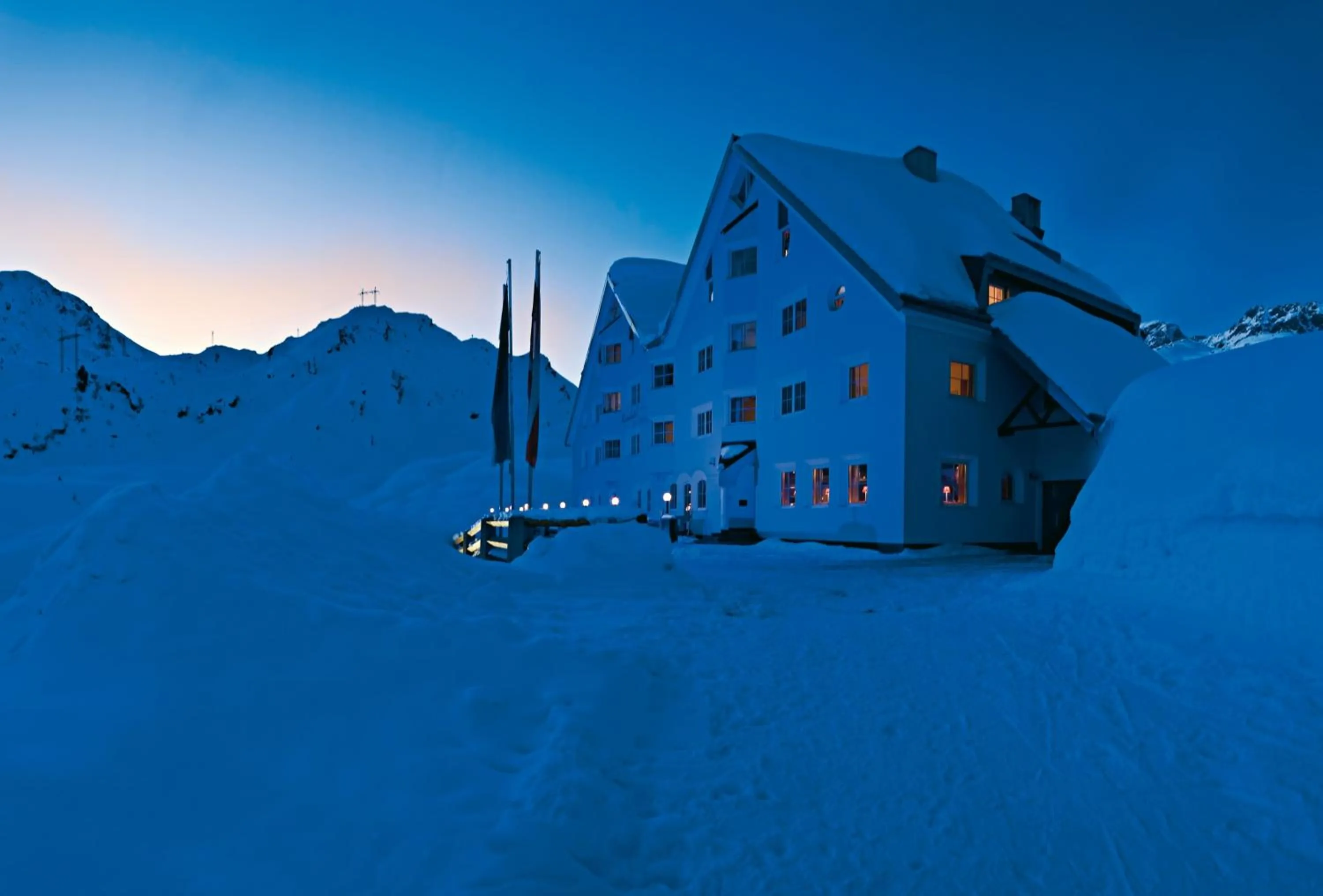 Facade/entrance in Alpenhotel St.Christoph