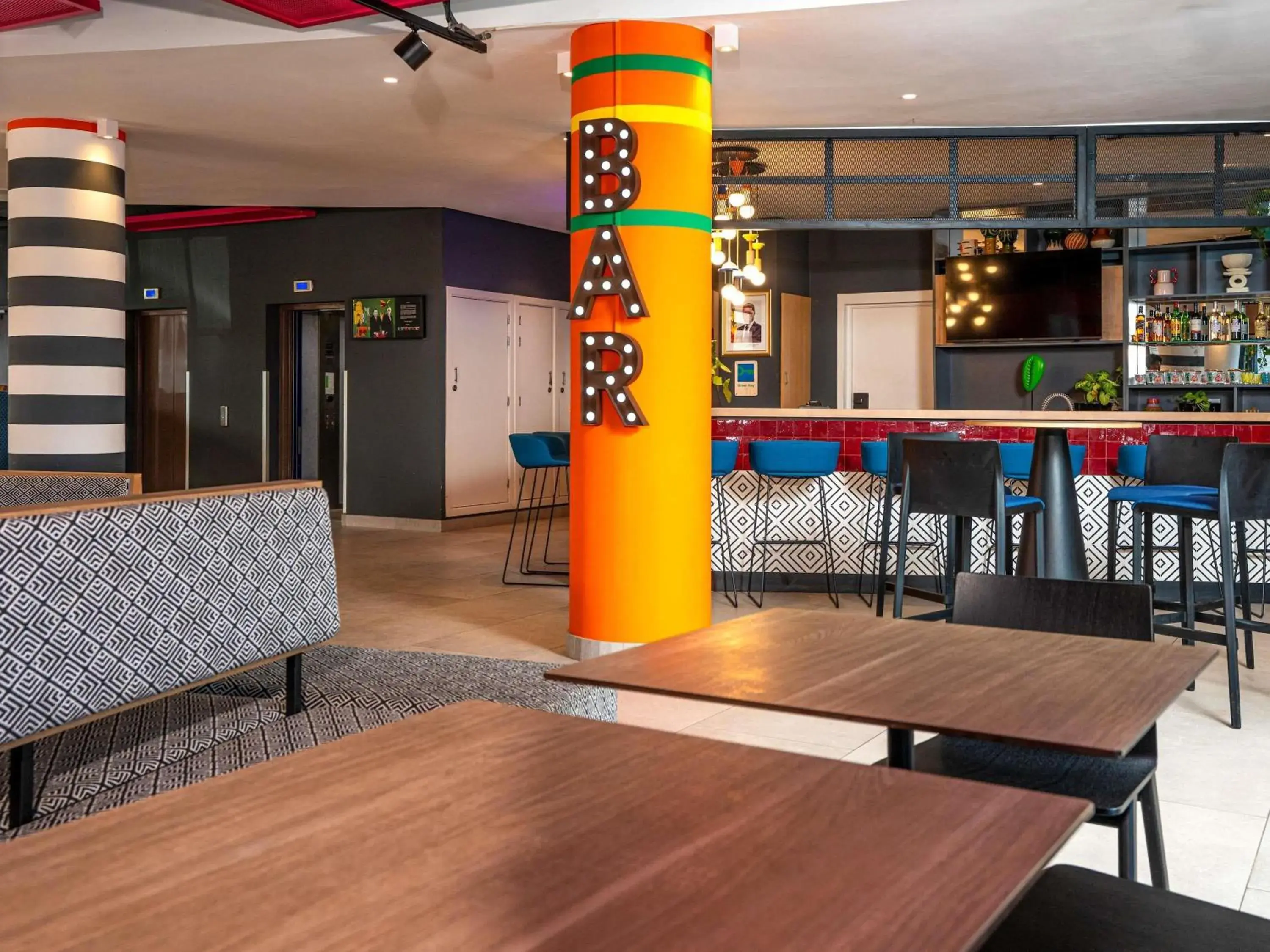 Lounge or bar in Ibis Styles Dakar Lounge or bar in Ibis Styles Dakar