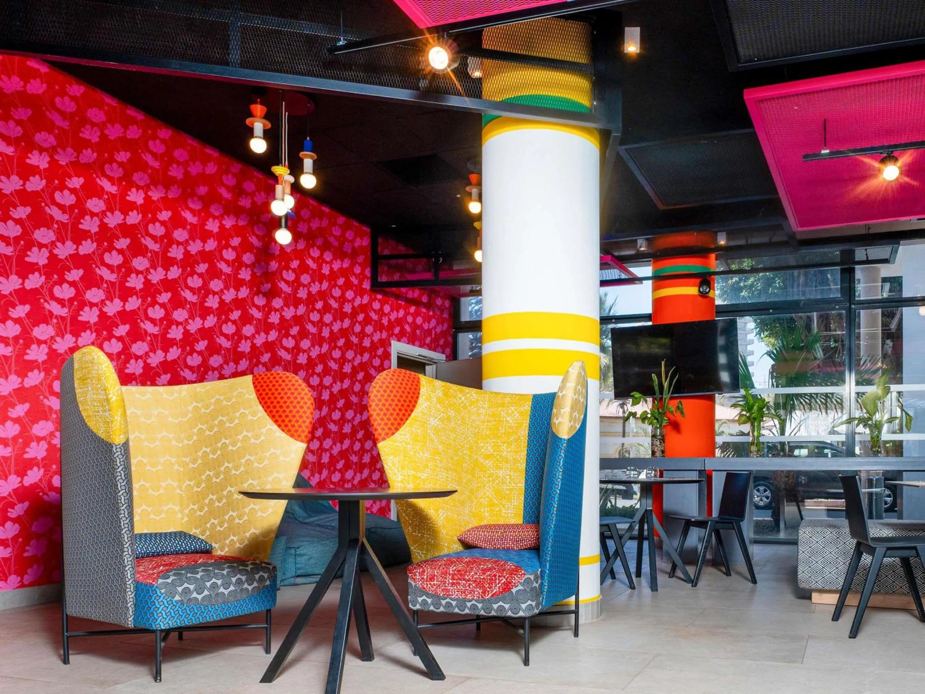 Property building in Ibis Styles Dakar