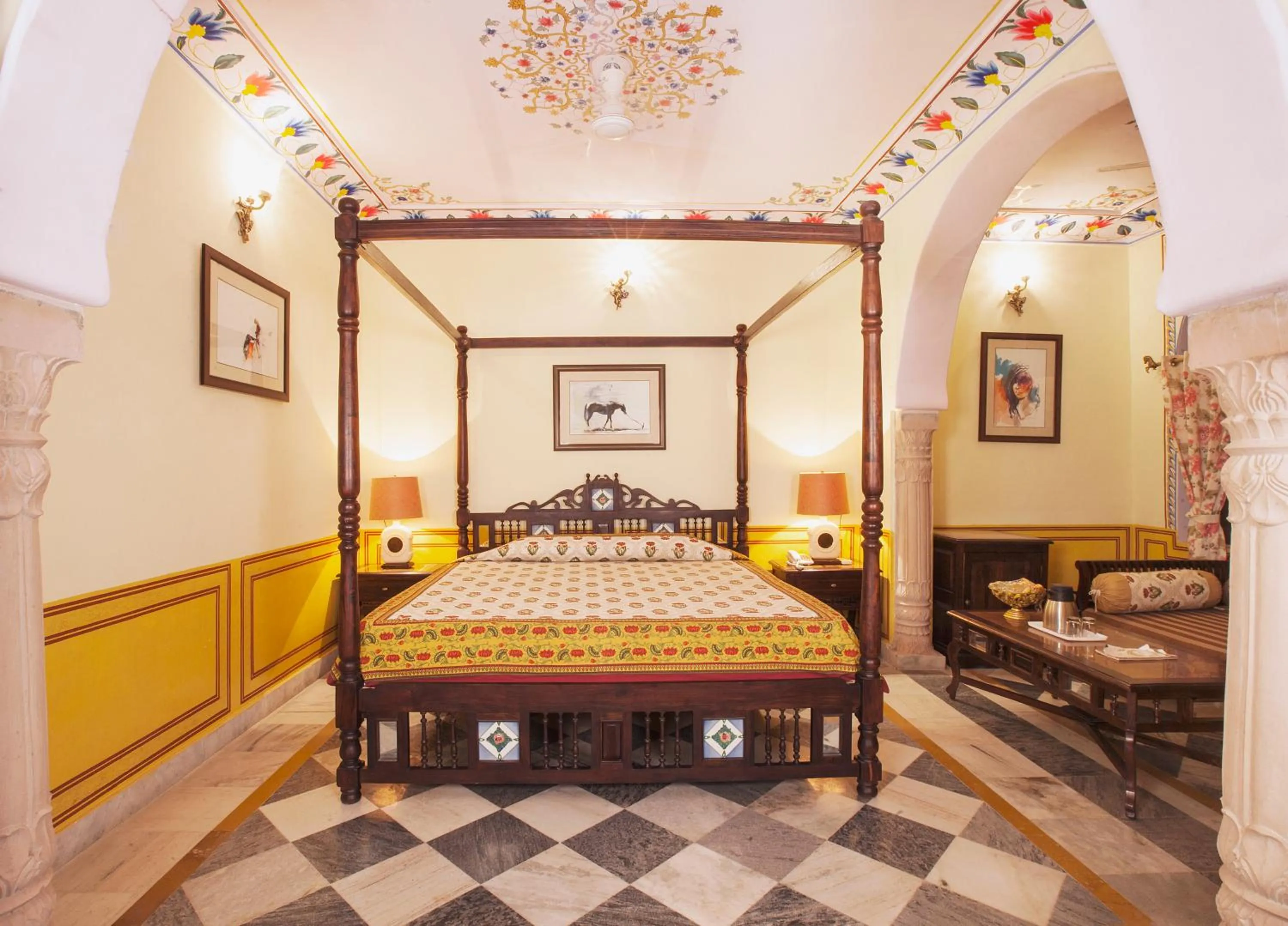 Bed in Hotel Bissau Palace