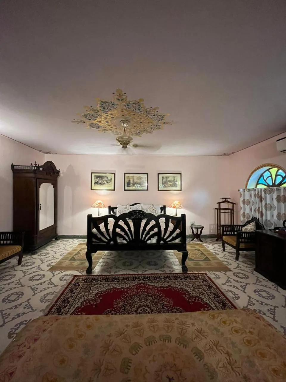 Bed in Hotel Bissau Palace