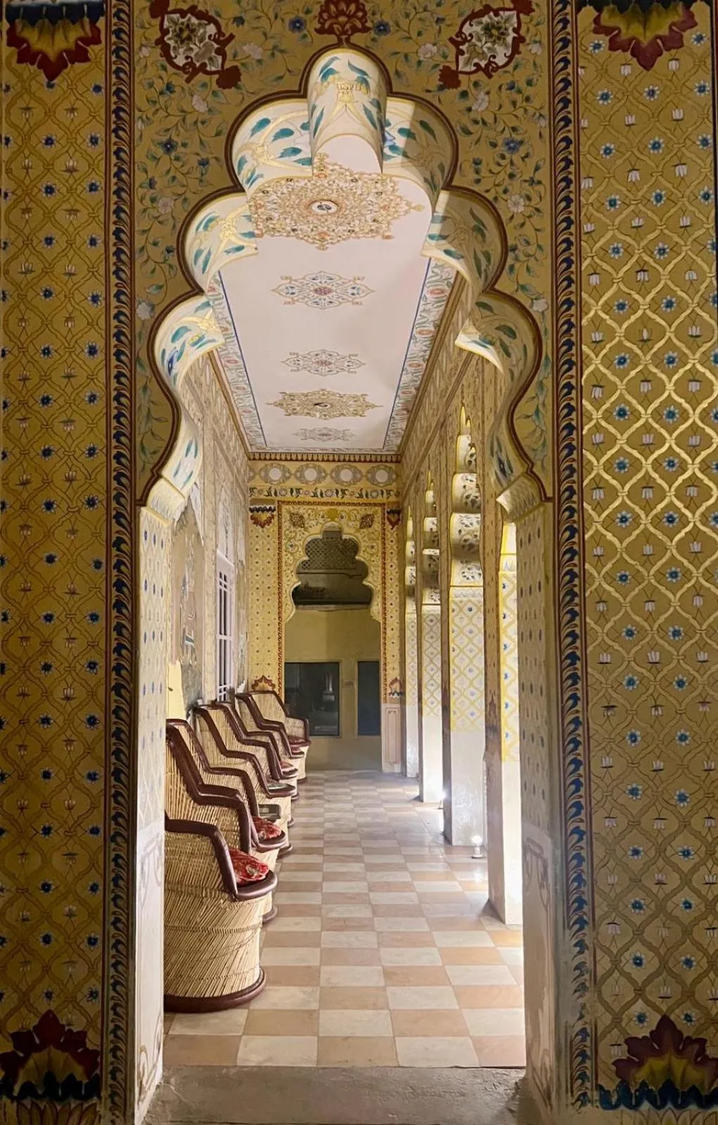 Seating area in Hotel Bissau Palace