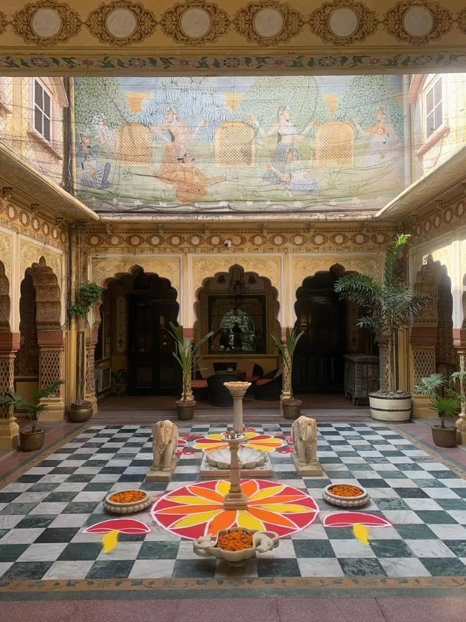 Inner courtyard view in Hotel Bissau Palace