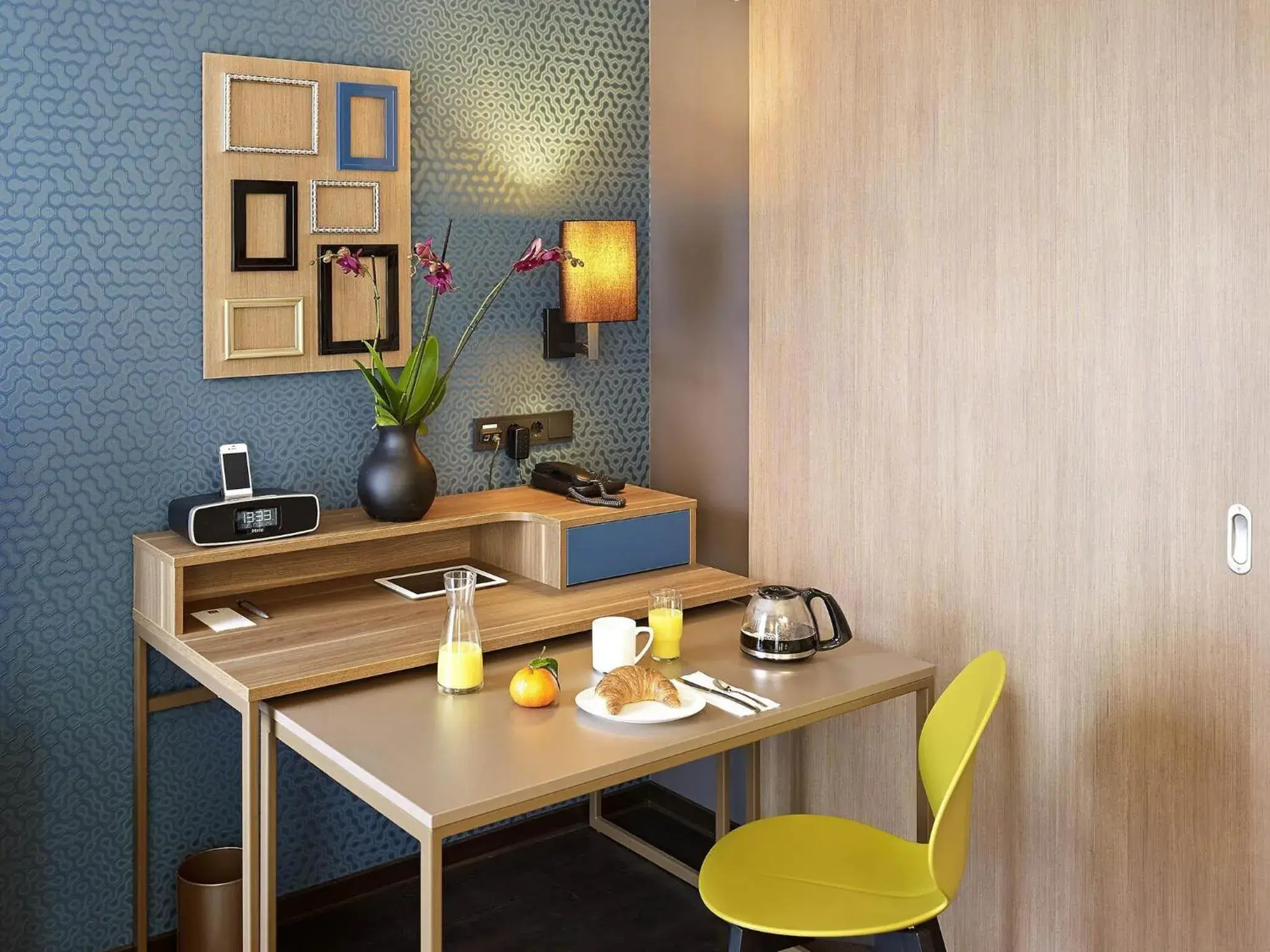 Bedroom in Aparthotel Adagio Köln City Bedroom in Aparthotel Adagio Köln City