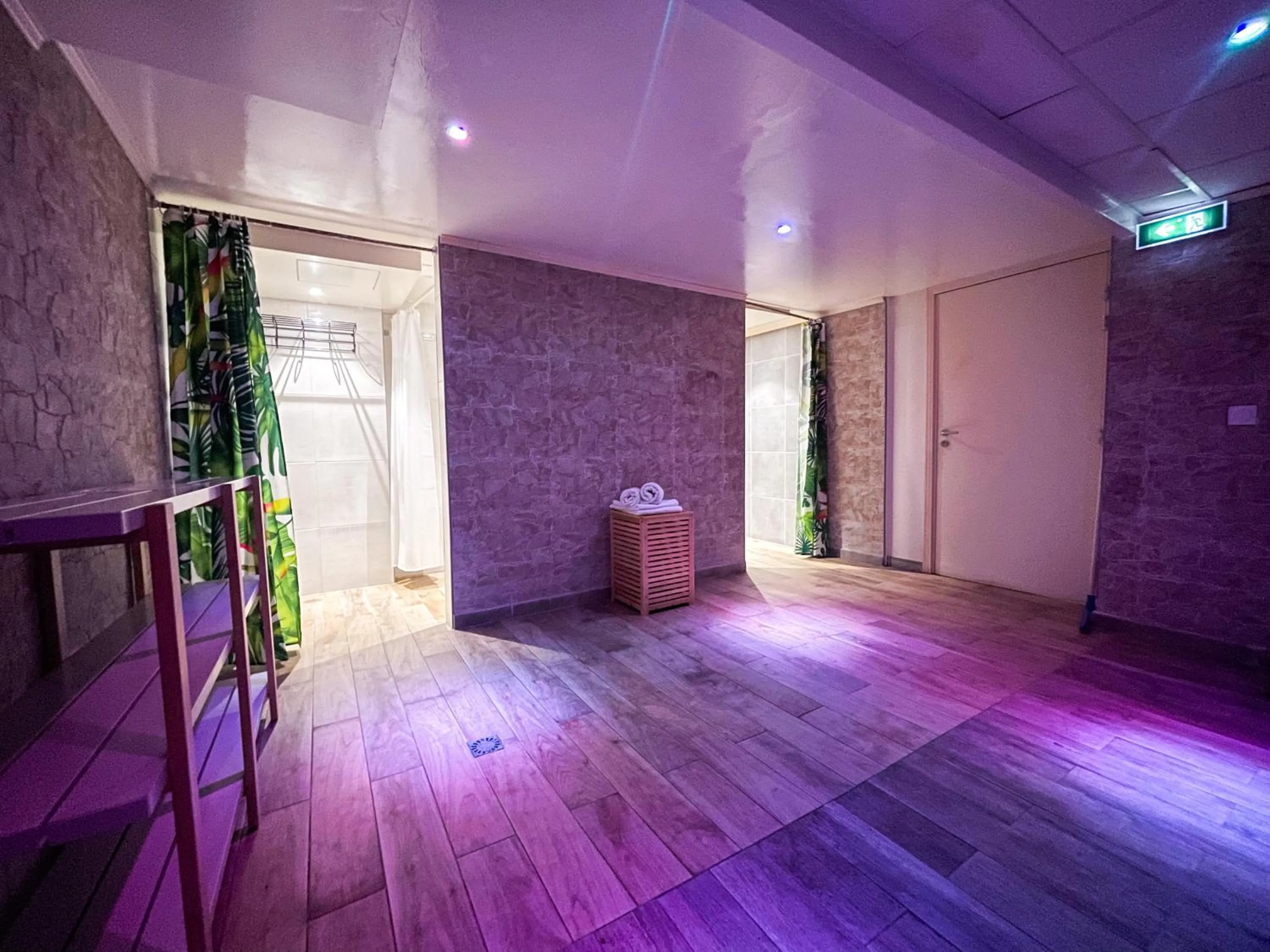 Spa and wellness centre/facilities in Atmosphere Hotel