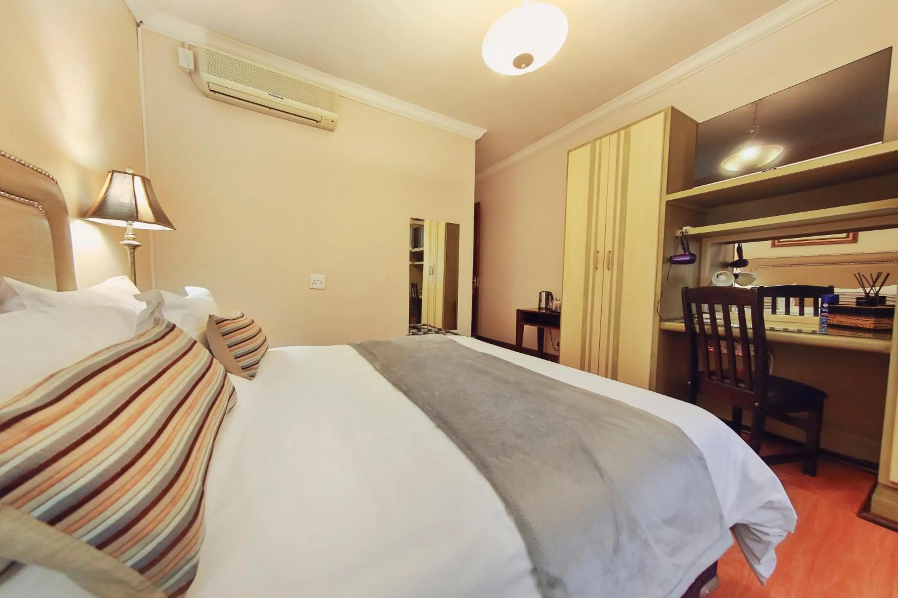 Bed in Casa Toscana Lodge