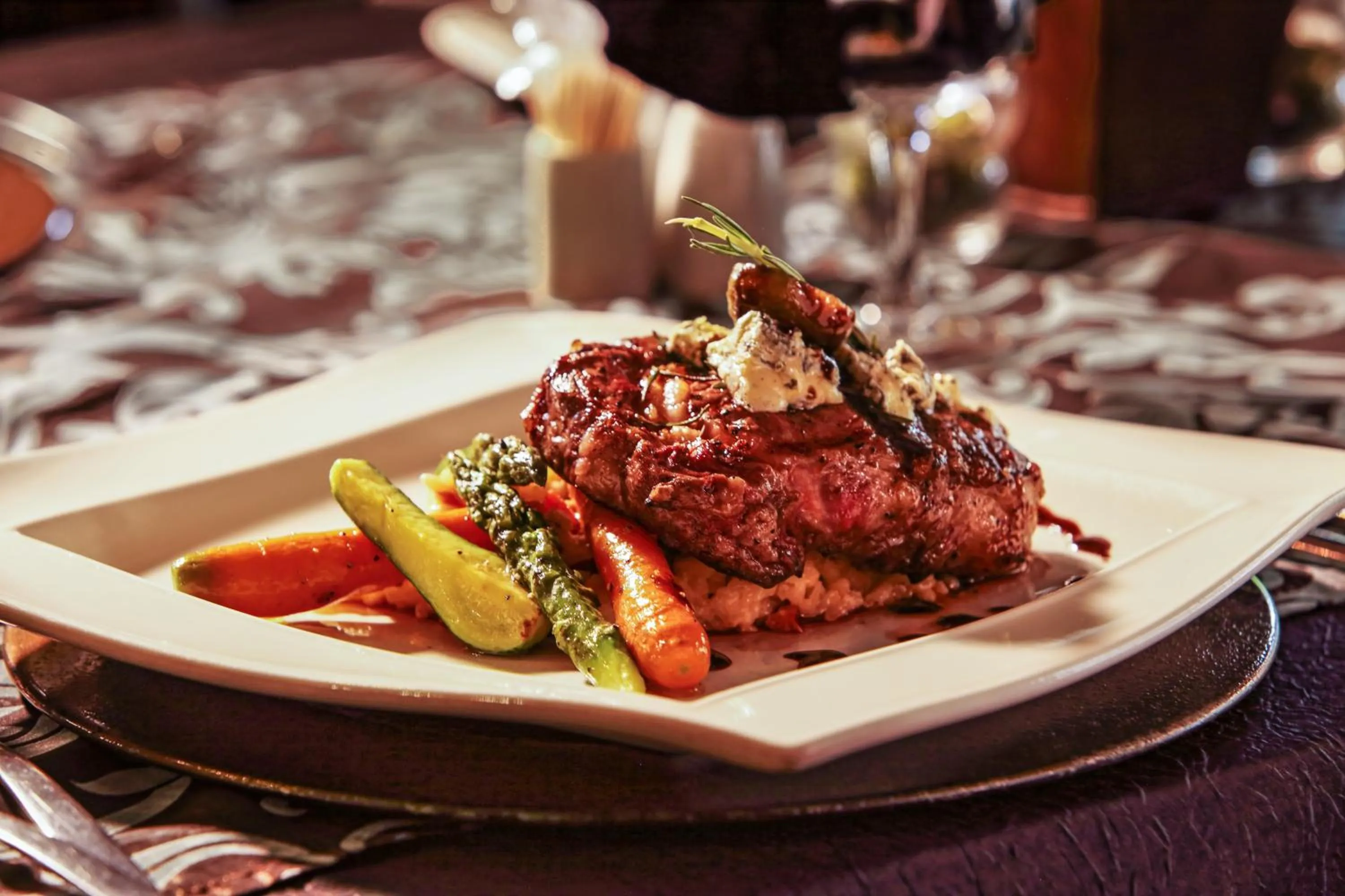 Meals in Casa Toscana Lodge