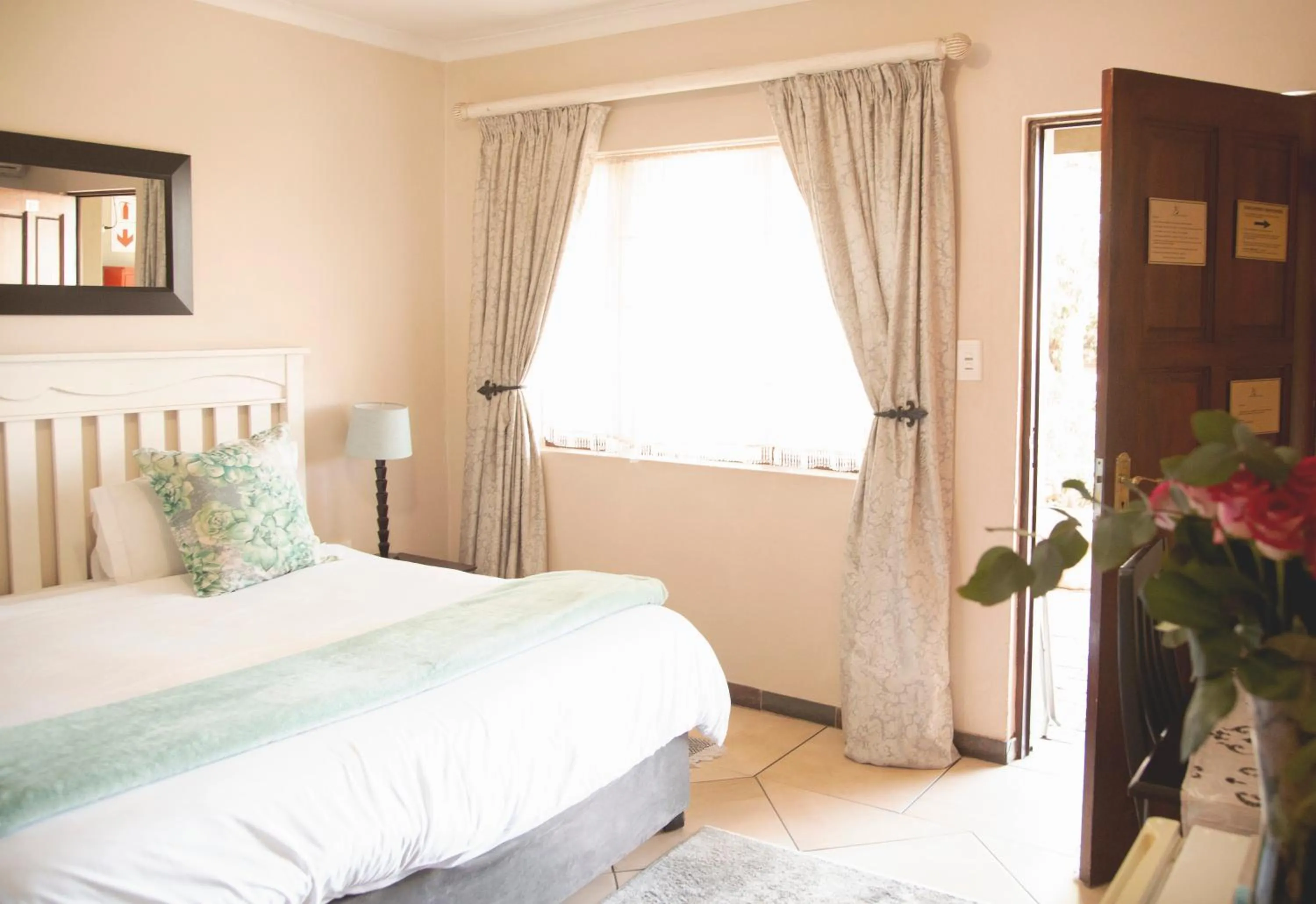 Bed in Casa Toscana Lodge