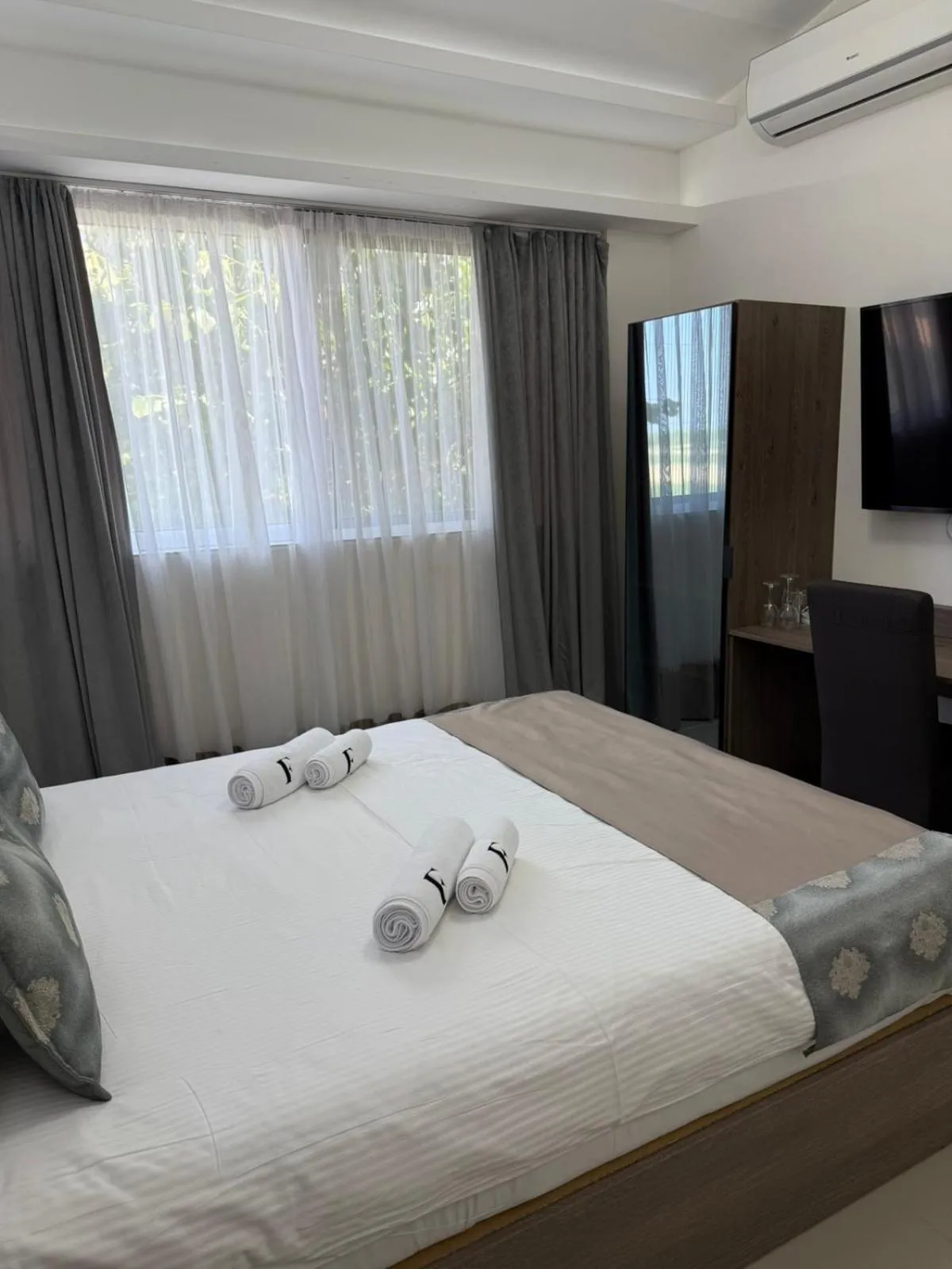 Bed in ForS Resort & Spa