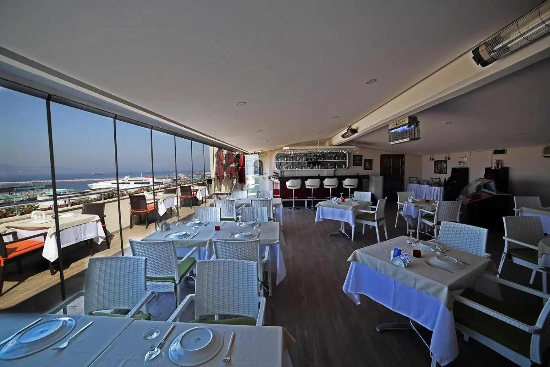 Restaurant/places to eat in Hotel Villa Marina Restaurant/places to eat in Hotel Villa Marina