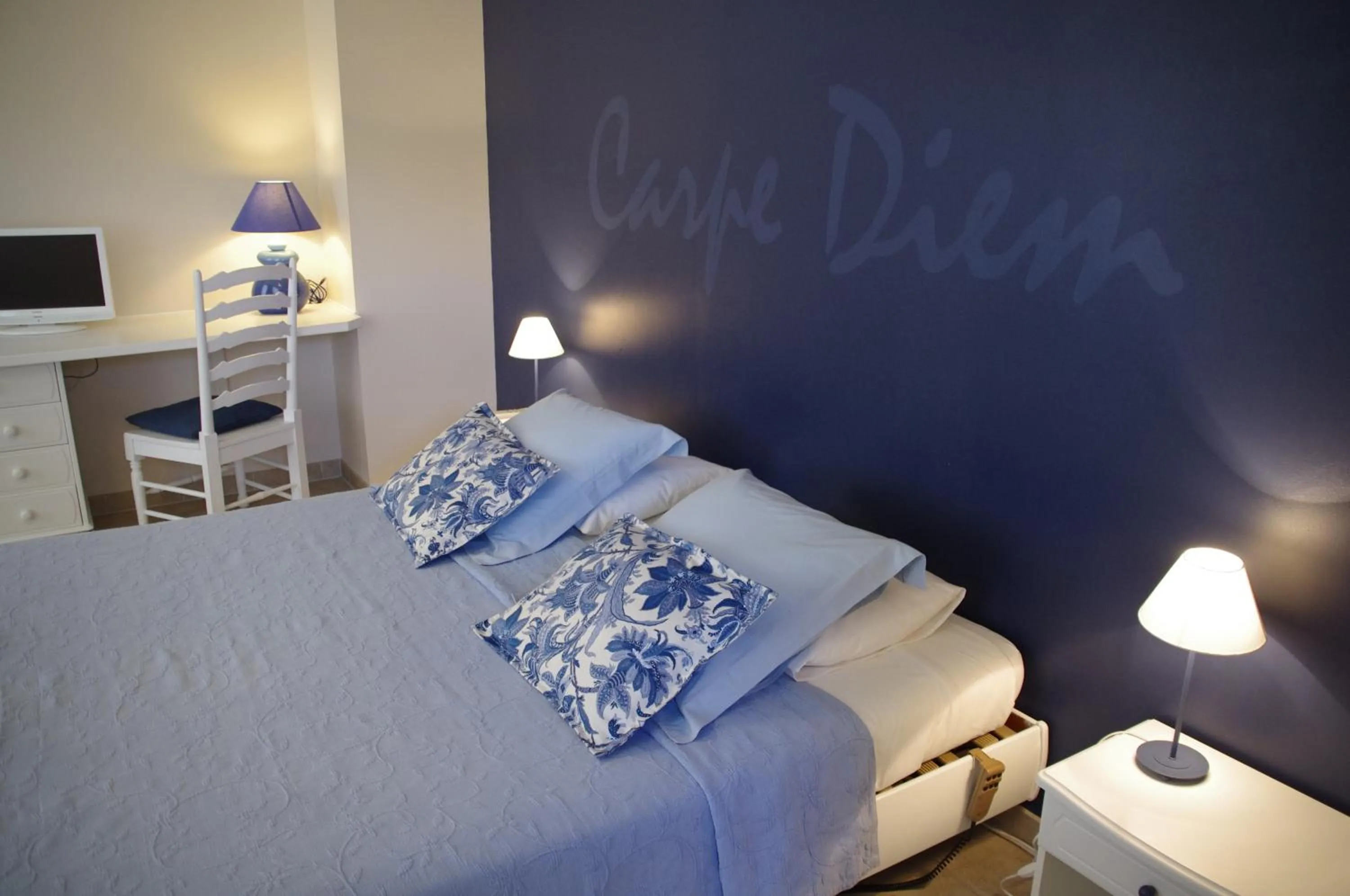 Bed in La Bastide Tara