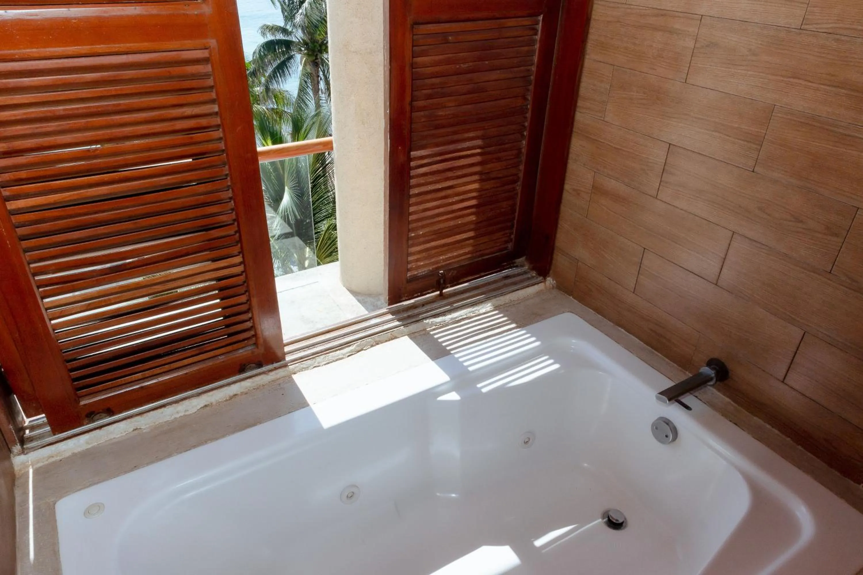 Bath in Aquastar Unique Hotel & Apartments Mahahual