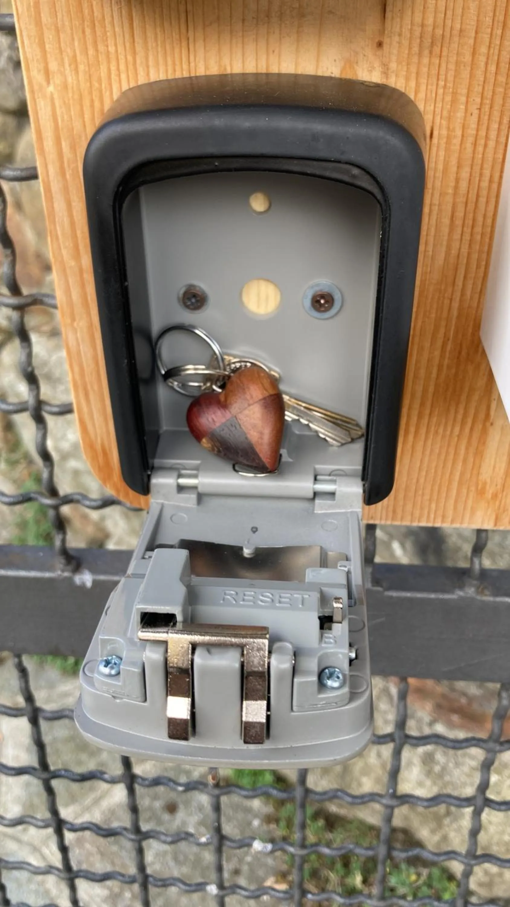 Property building in B&B Maison Vallomy