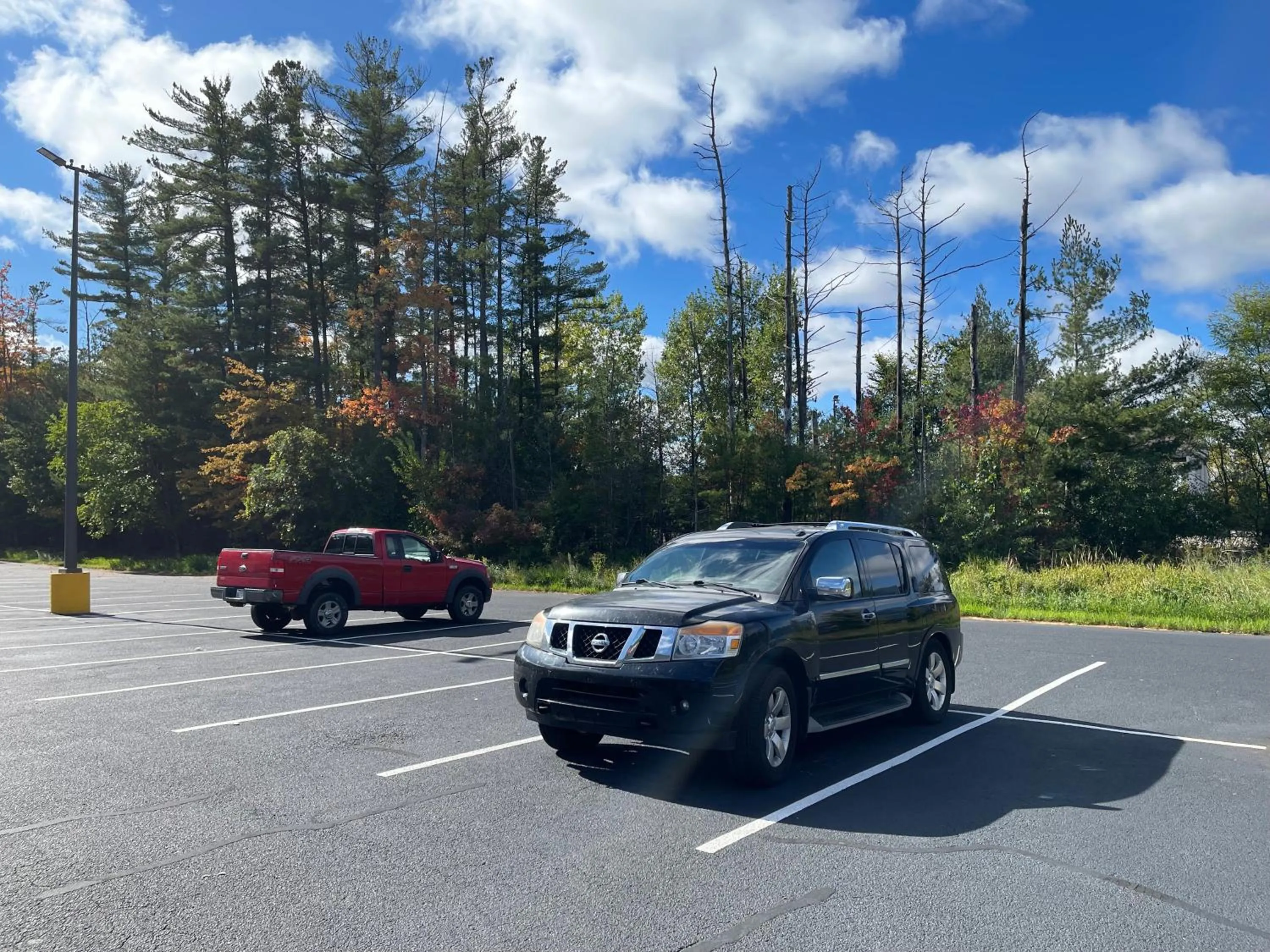 Parking in Americas Best Value Inn Wisconsin Dells-Lake Delton - Newly renovated