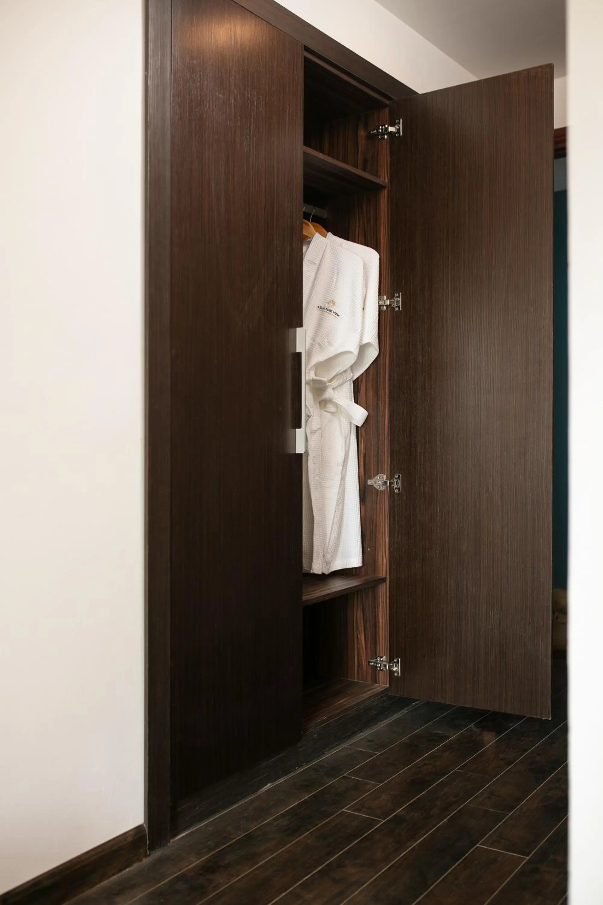 Bedroom in Azalea Parkview Hotel