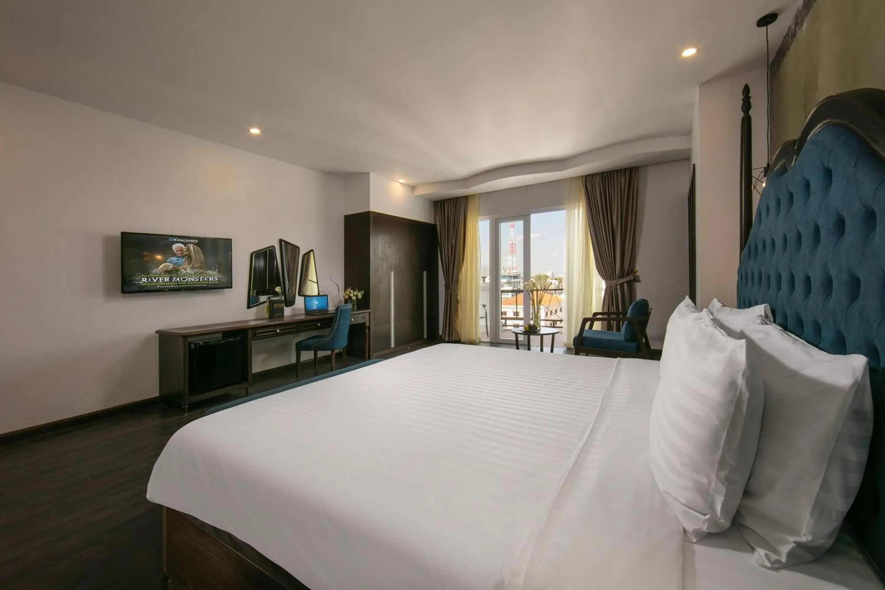 Bed in Azalea Parkview Hotel Bed in Azalea Parkview Hotel