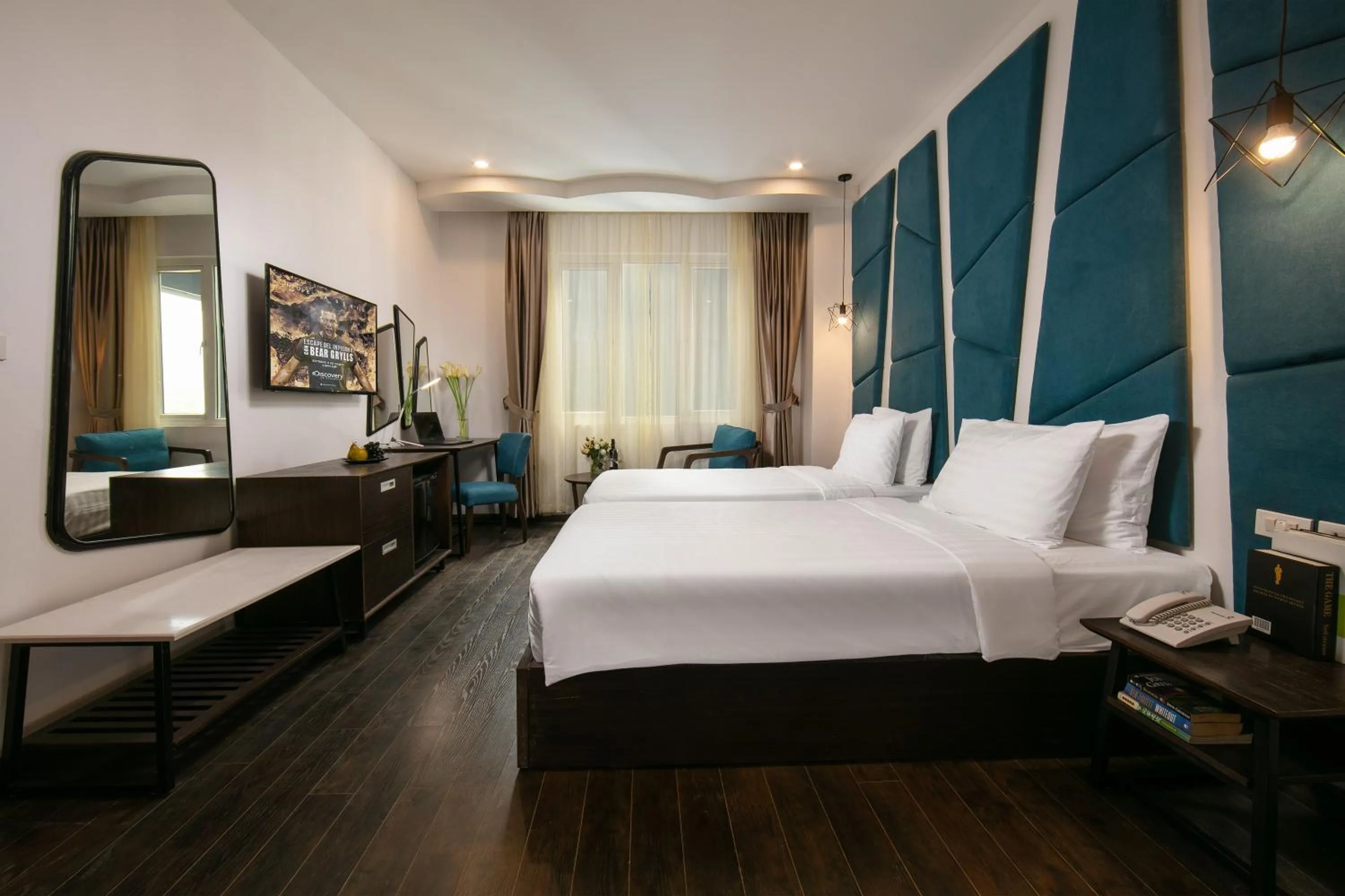 Photo of the whole room, Bed in Azalea Parkview Hotel